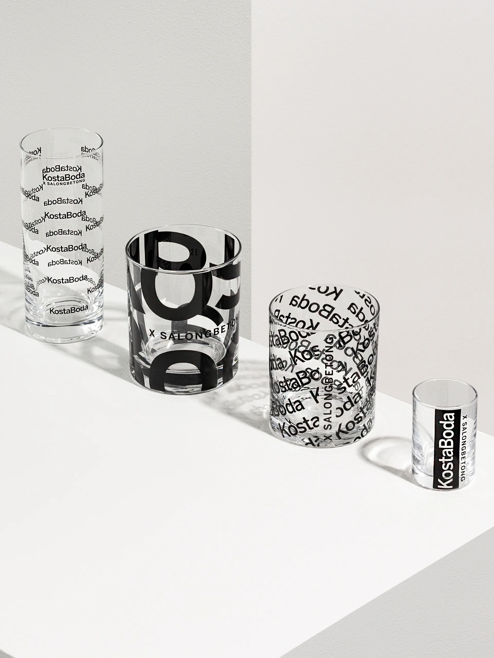 Salong Betong DOF glass 35 cl 2-pakning, Klar-sort Kosta Boda