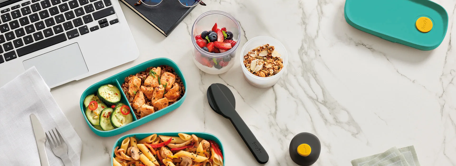 Lékué bestikksett med etui 5 deler, Black Lékué