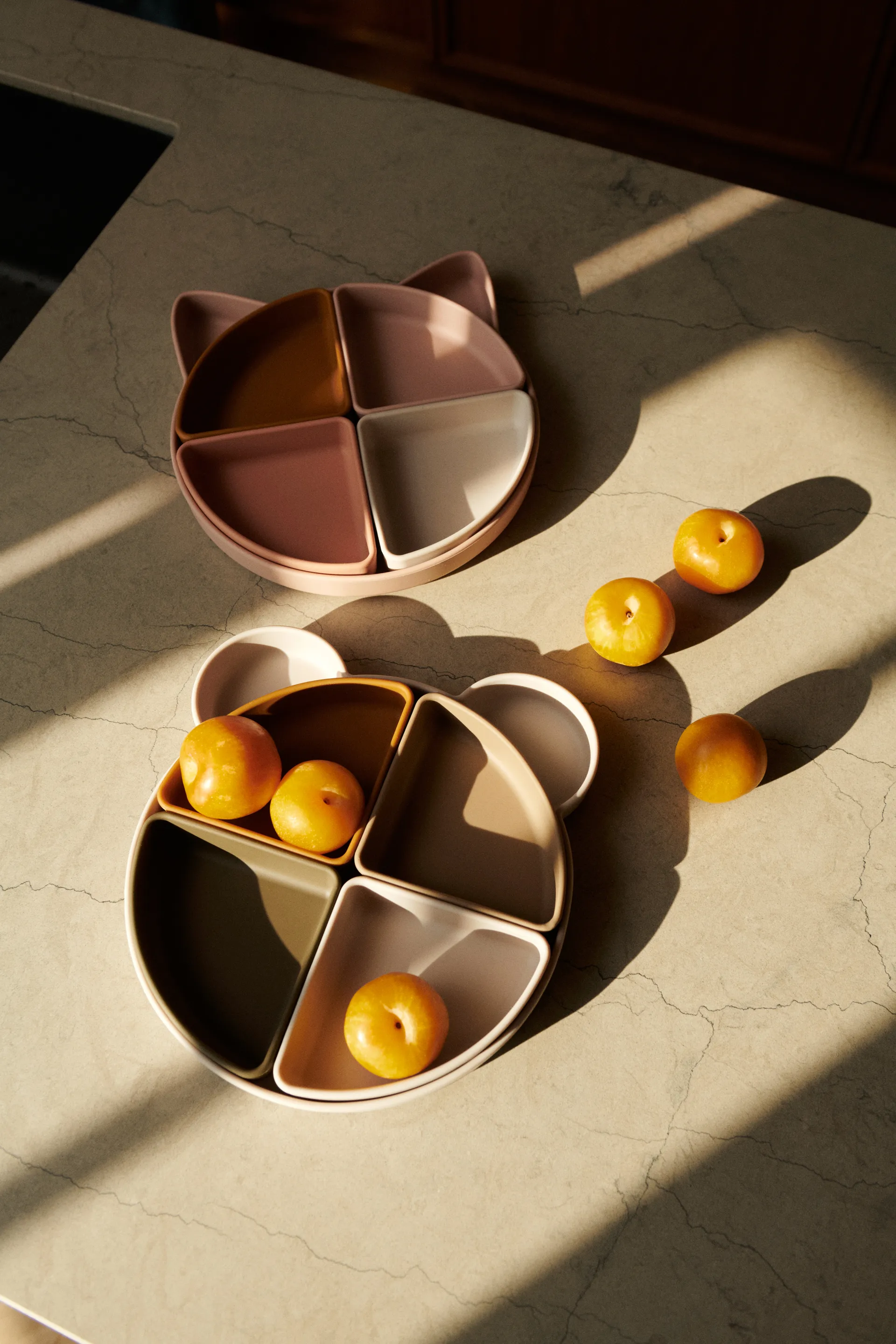 Arne barnetallerken + 4 boller, Cat rose multi mix Liewood