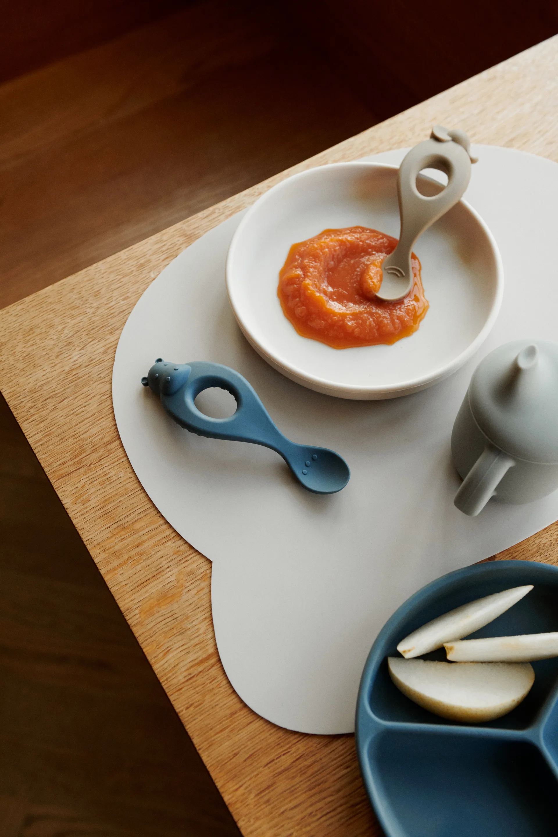 Stacy delt barnetallerken 2-pakning, Sea blue-Whale blue Liewood