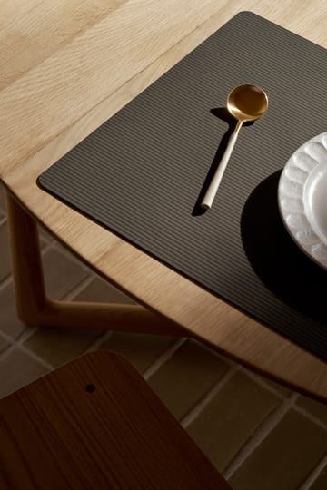 Corduroy bordbrikke square L - Caviar - LIND DNA