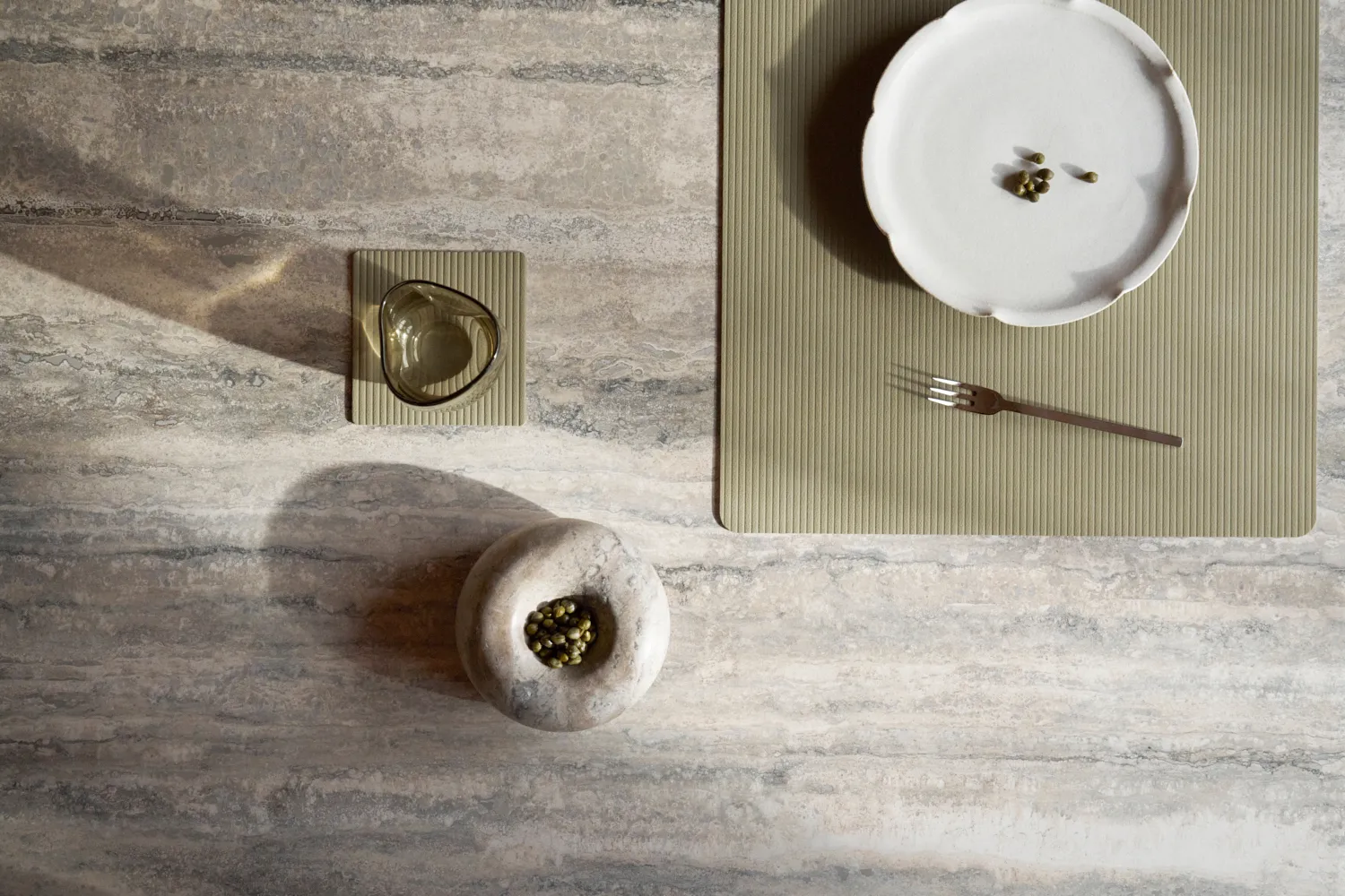 Corduroy bordbrikke square L, Herbal Dust LIND DNA