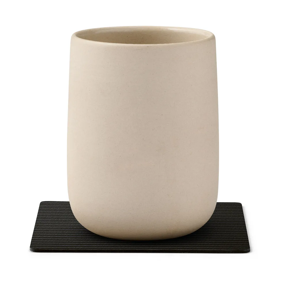 Corduroy glassunderlag square, Black ink LIND DNA