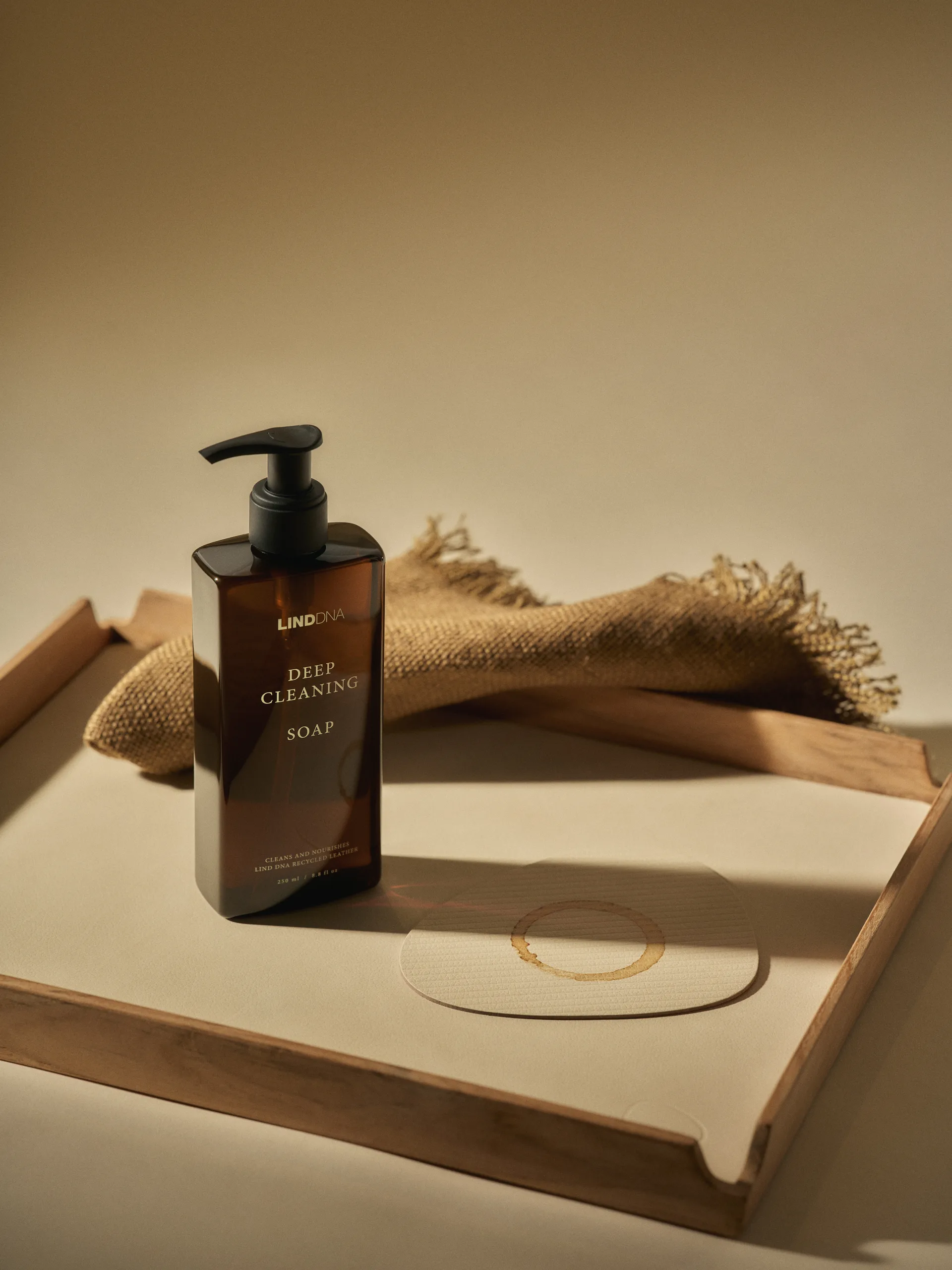 LIND DNA dyprengjørende såpe, 250 ml LIND DNA