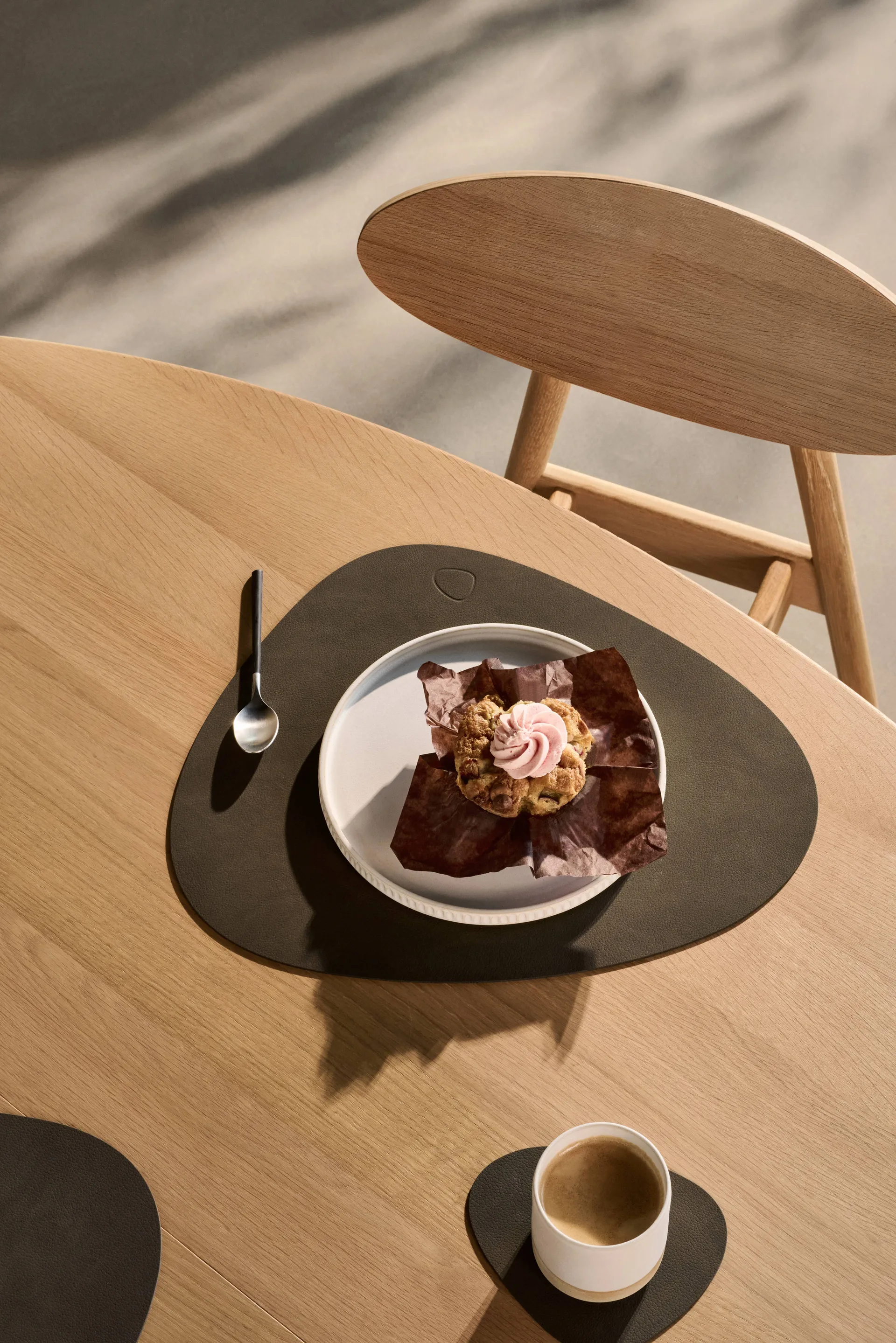 Nupo glassunderlag curve, Caviar LIND DNA