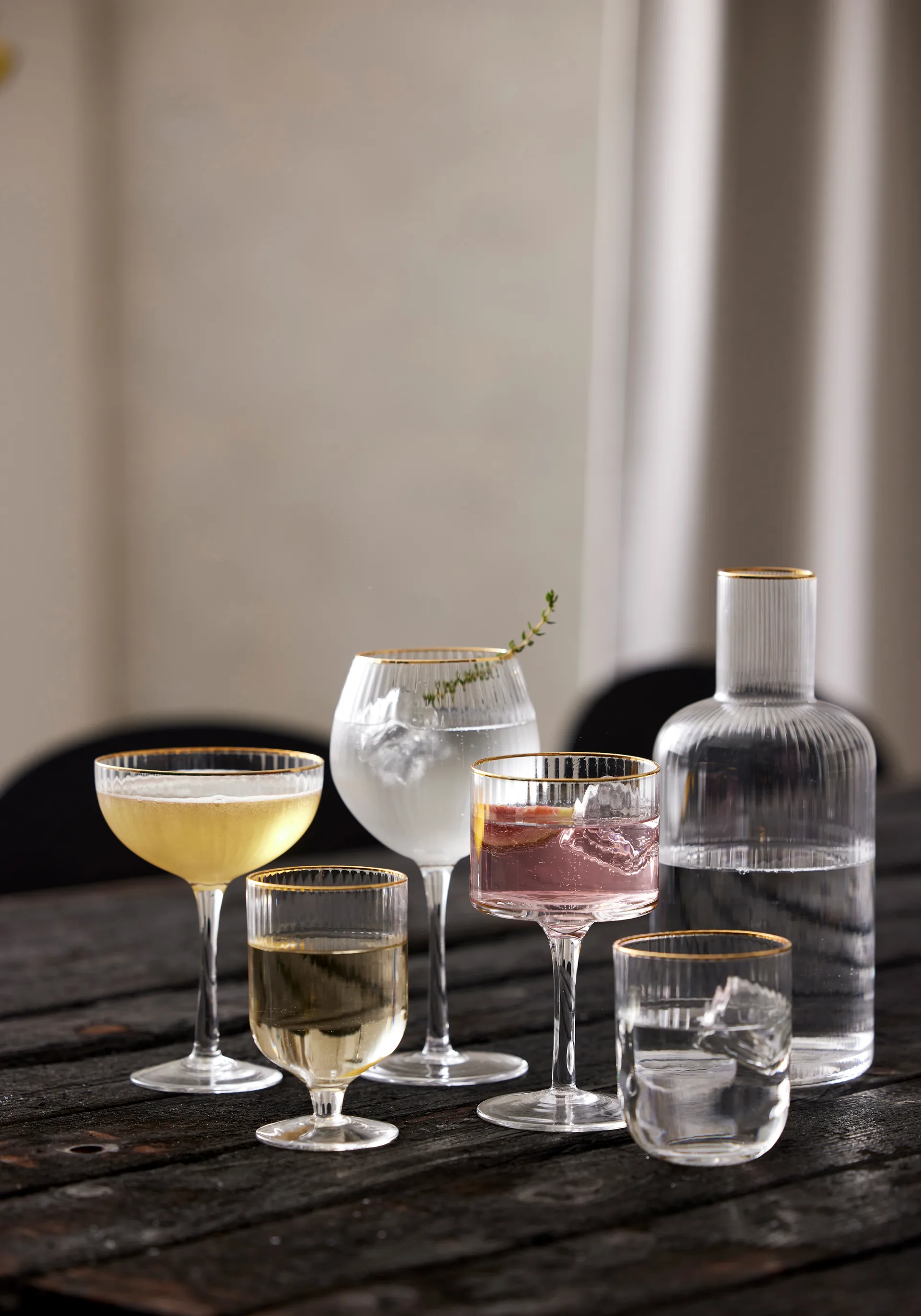 Palermo Gold cocktailglass 31,5 cl 4-pakning, Klar-gull Lyngby Glas