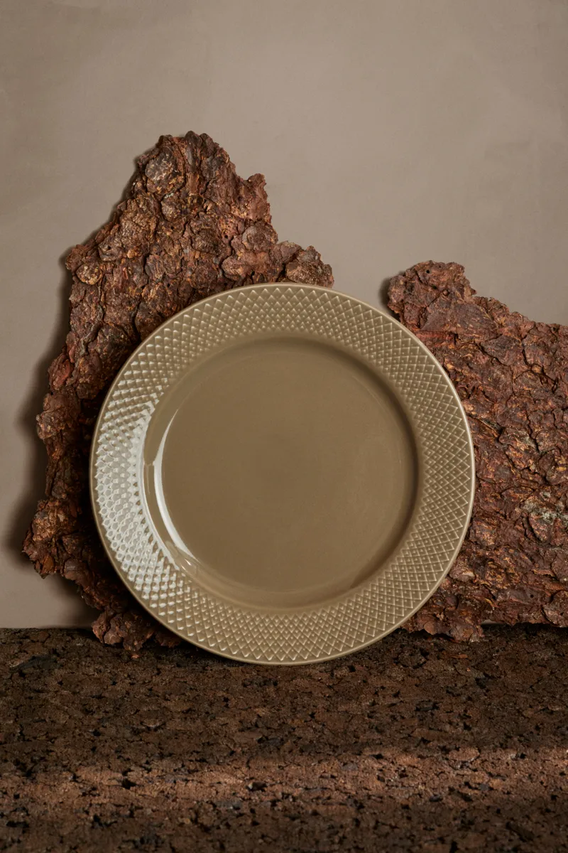 Rhombe Earth lunsjtallerken Ø23 cm, Clay Lyngby Porcelæn