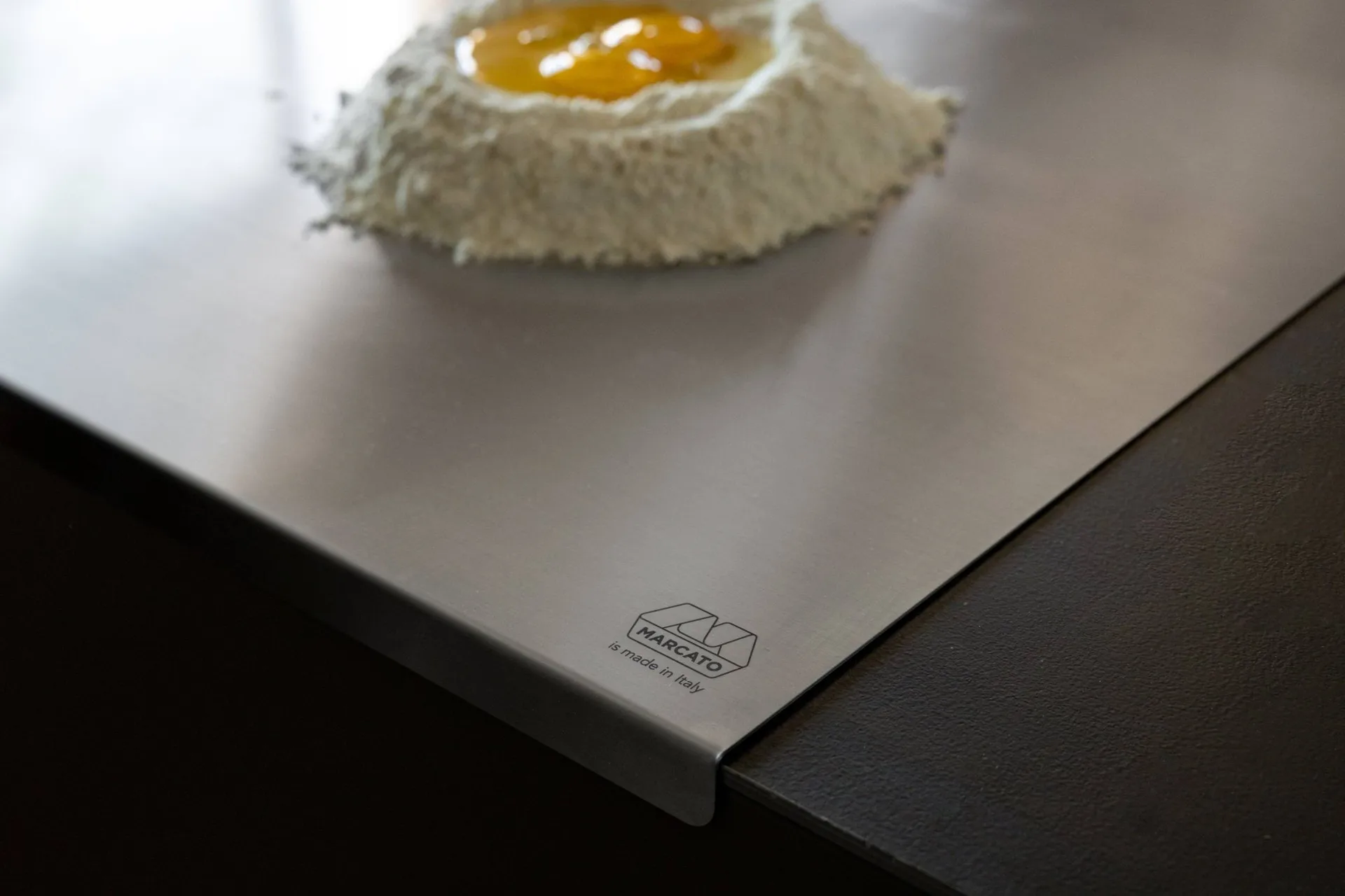 Marcato bakbrett, Rustfritt stål 70x55x3 cm Marcato