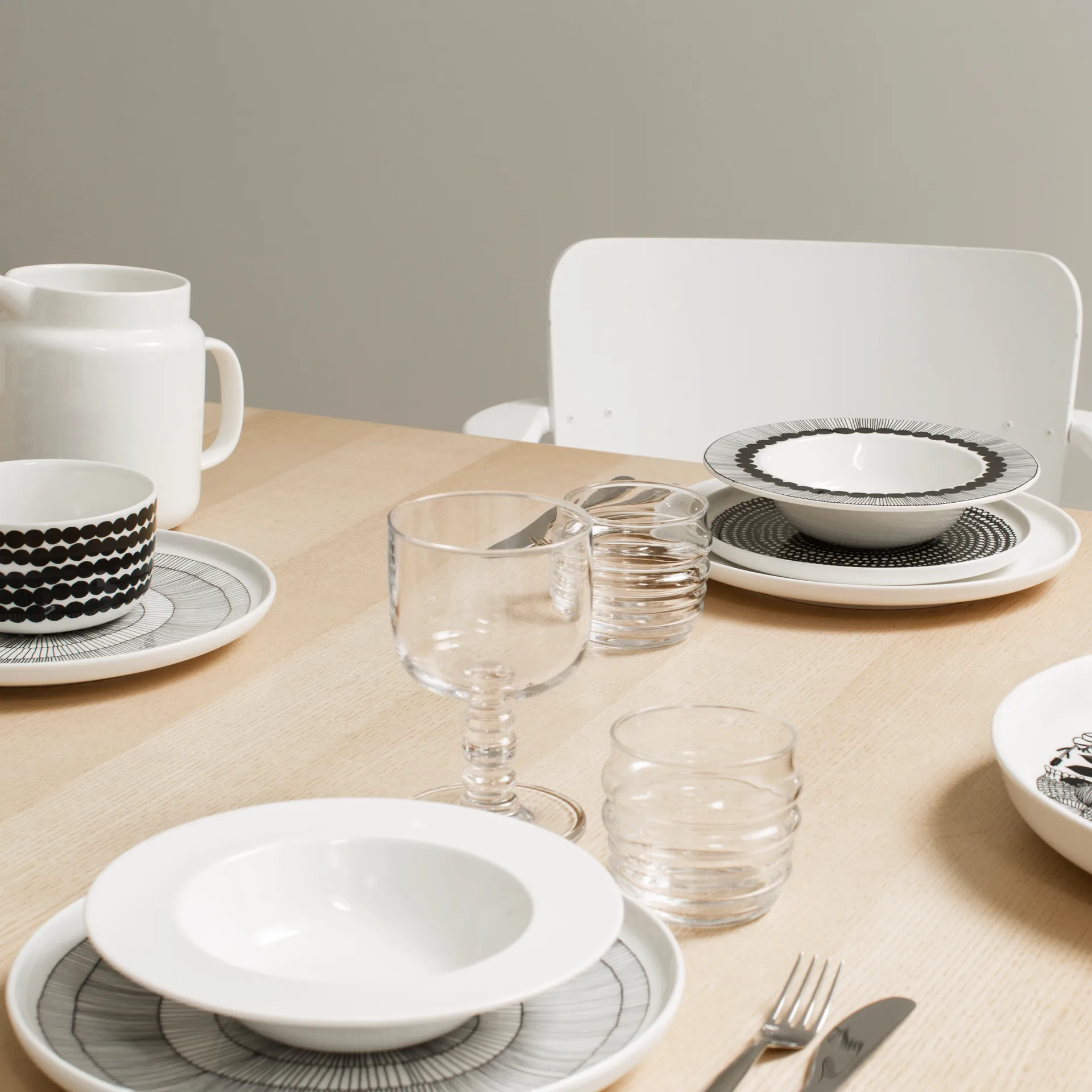 Siirtolapuutarha dyp tallerken Ø 20 cm 4-pk svart Marimekko
