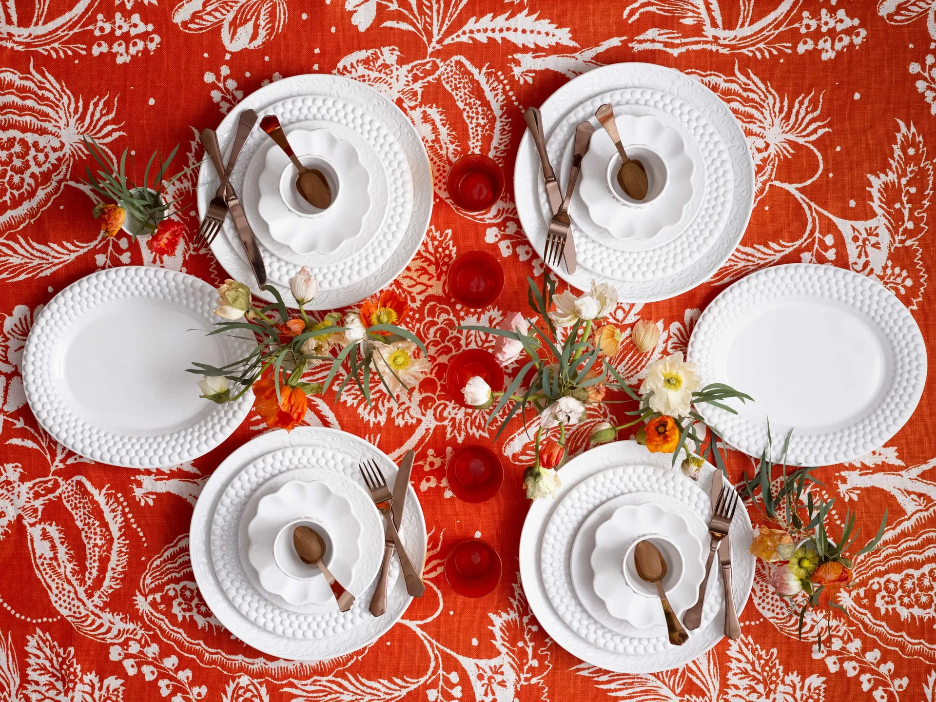 Bubbles ovalt fat 35 cm, Hvit Mateus