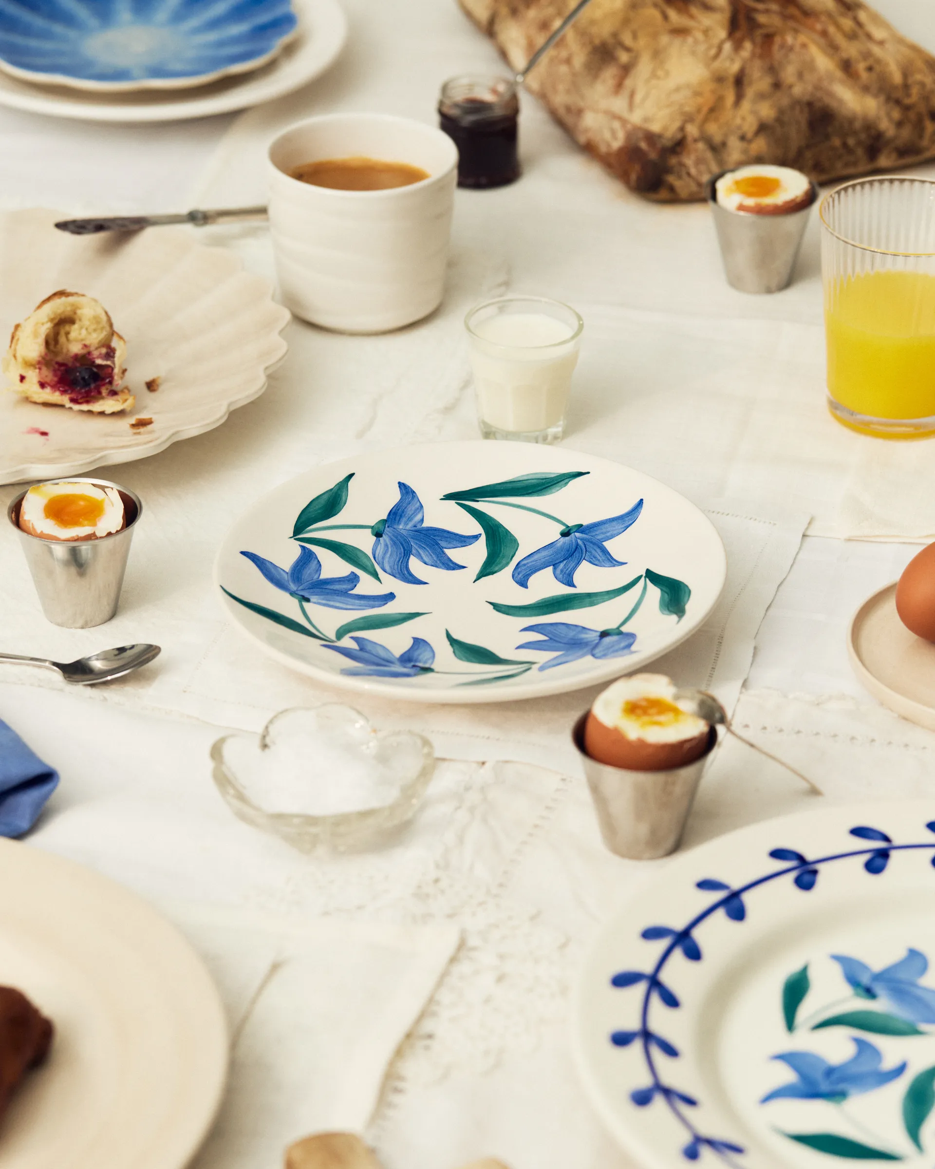 Flowers blossom asjett Ø20 cm, Hvit Mateus