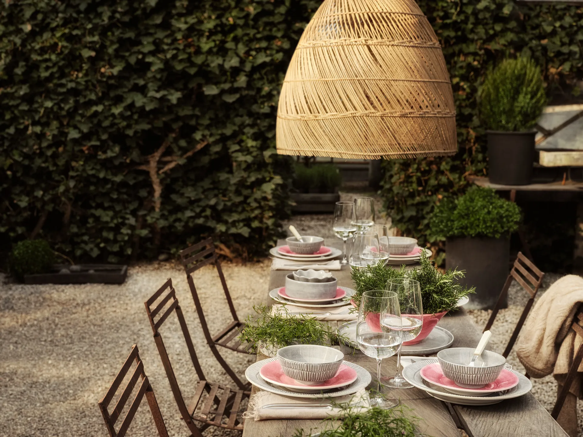 Stripes tallerken Ø28 cm, Sand Mateus