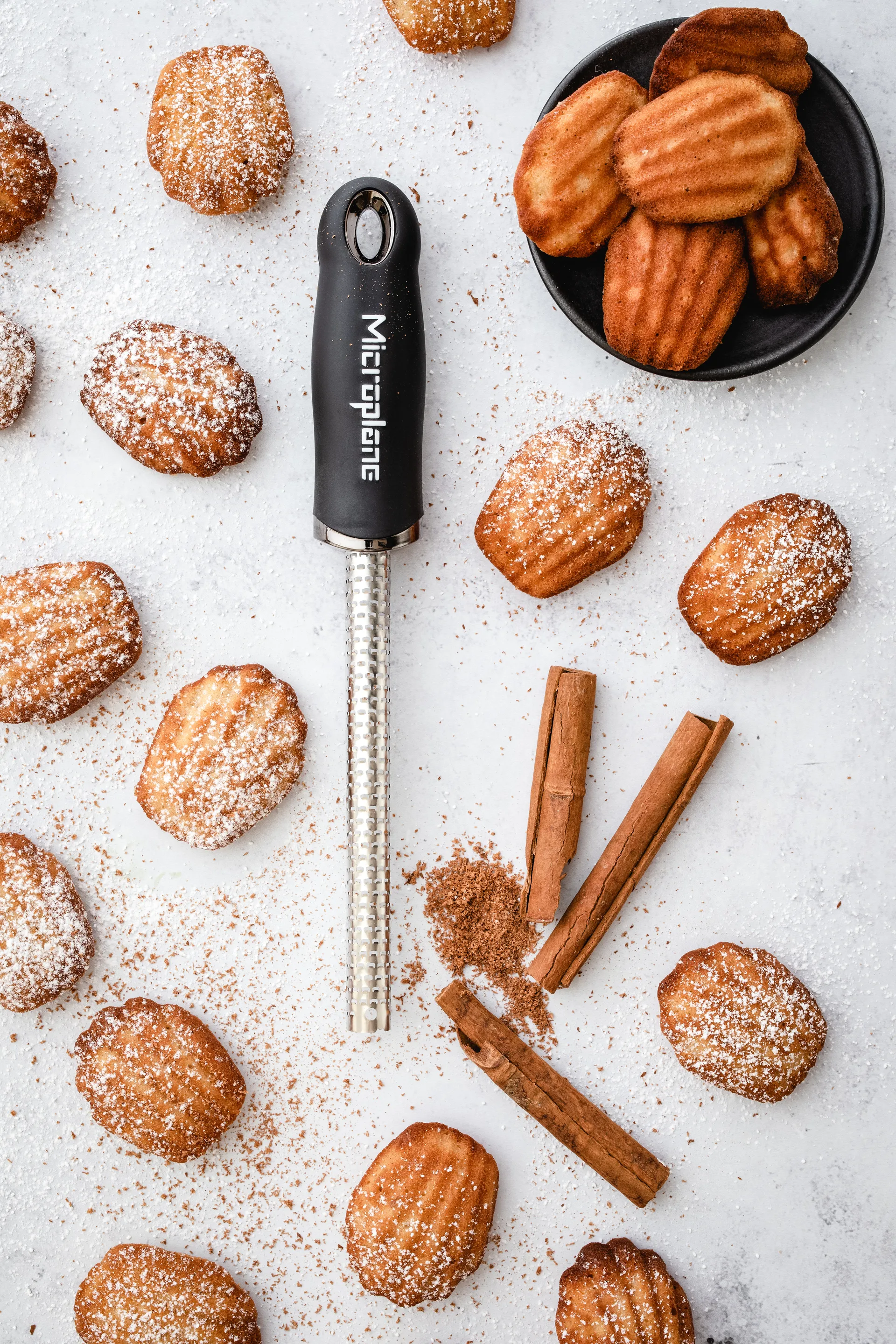 Premium Classic krydderrivjern 23 cm, Black Microplane