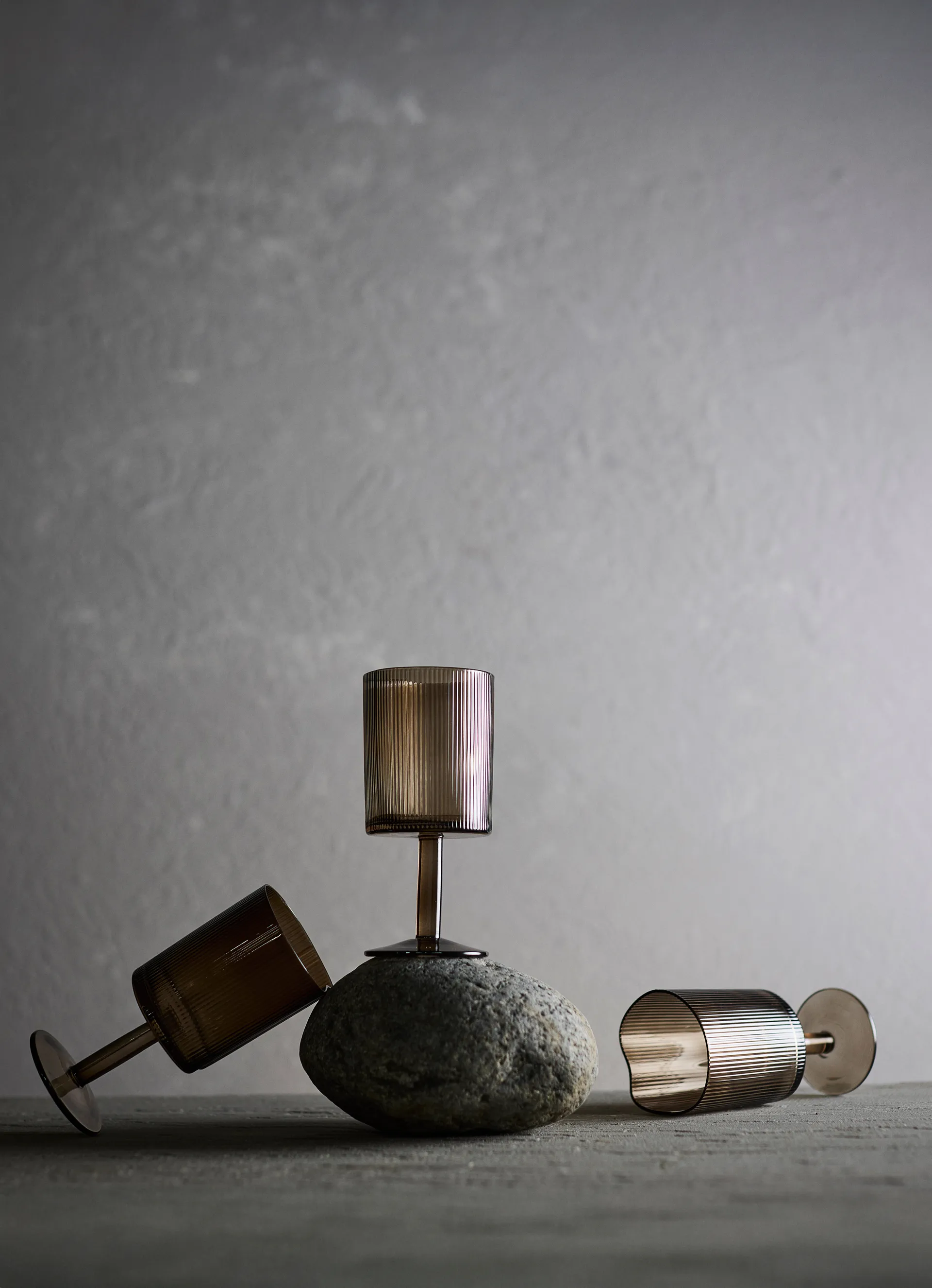 Ripe hvitvinsglass 21 cl, Smoked brown MUUBS