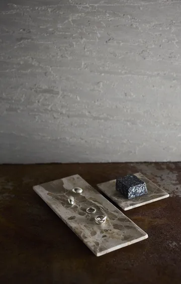 Vita dekorasjonsbrett - Seashell, 30x12 cm - MUUBS