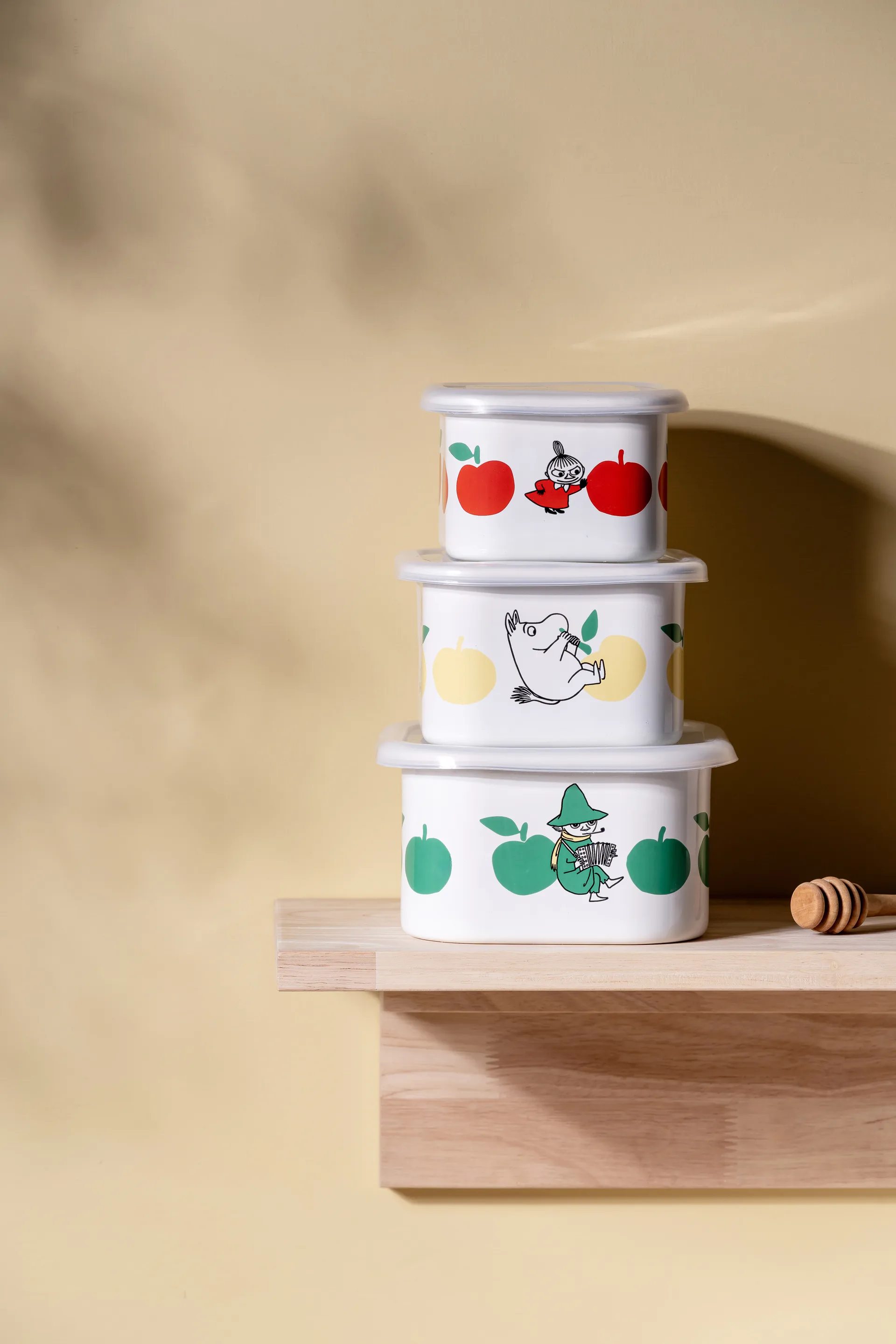 Mumin emaljeboks med lokk 1 L, Joyfull Apples-gul Muurla