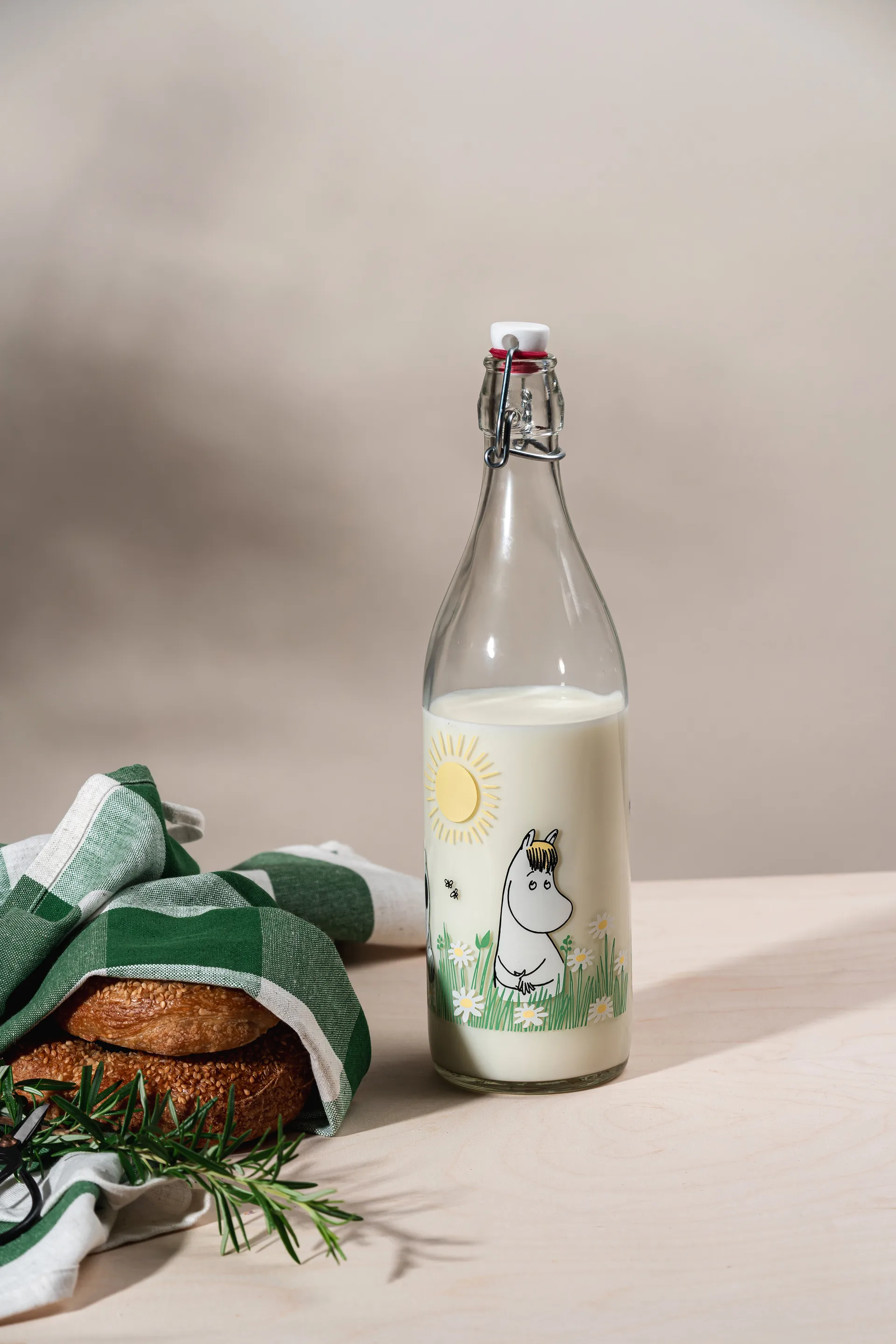Mummi glassflaske 1 L, Meadow Muurla