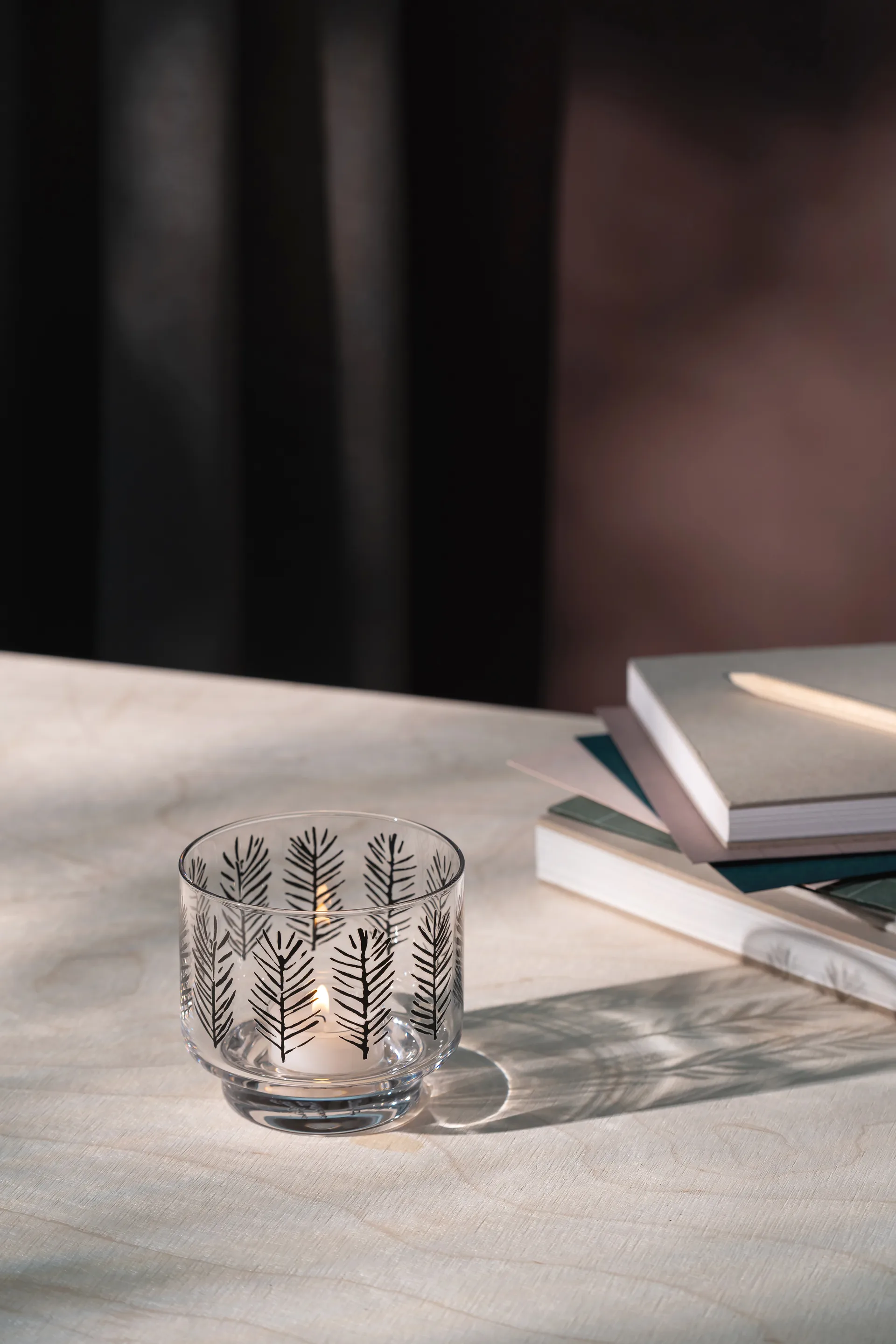 Teemu Järvi x Muurla telyslykt Ø9x8 cm, Spruce branches Muurla