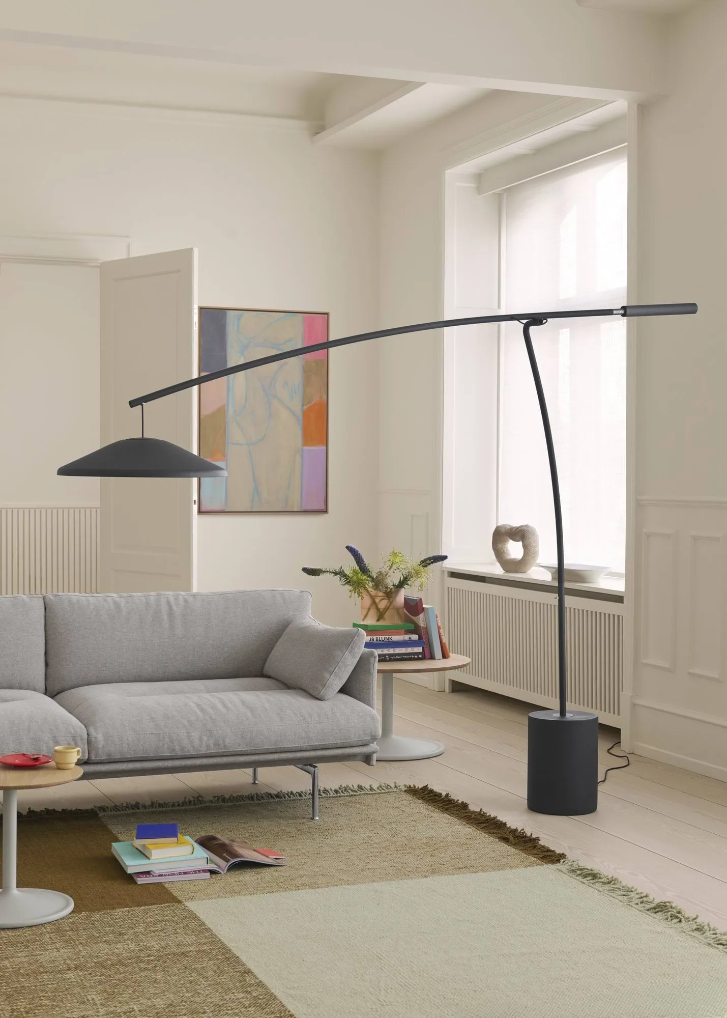 Contra gulvlampe, Antrasittsvart-betong, 188 cm Muuto