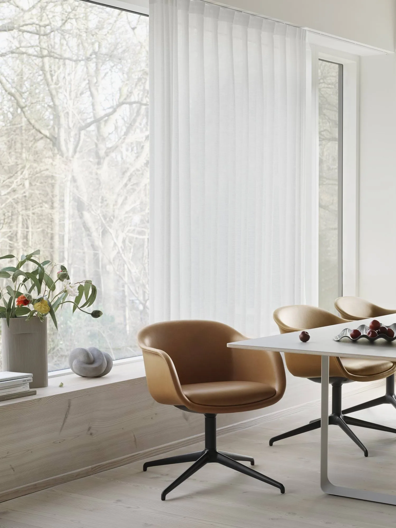 Ridge vase frostat glass 16,5 cm, Lyseoransje Muuto