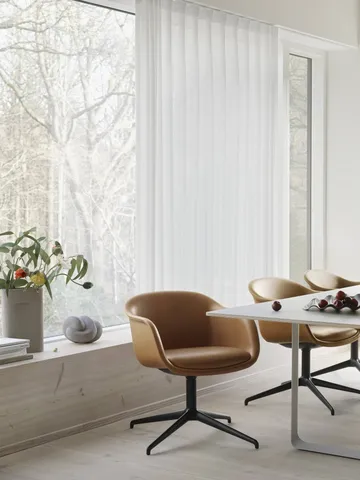 Ridge vase frostat glass 35 cm - Lyseoransje - Muuto