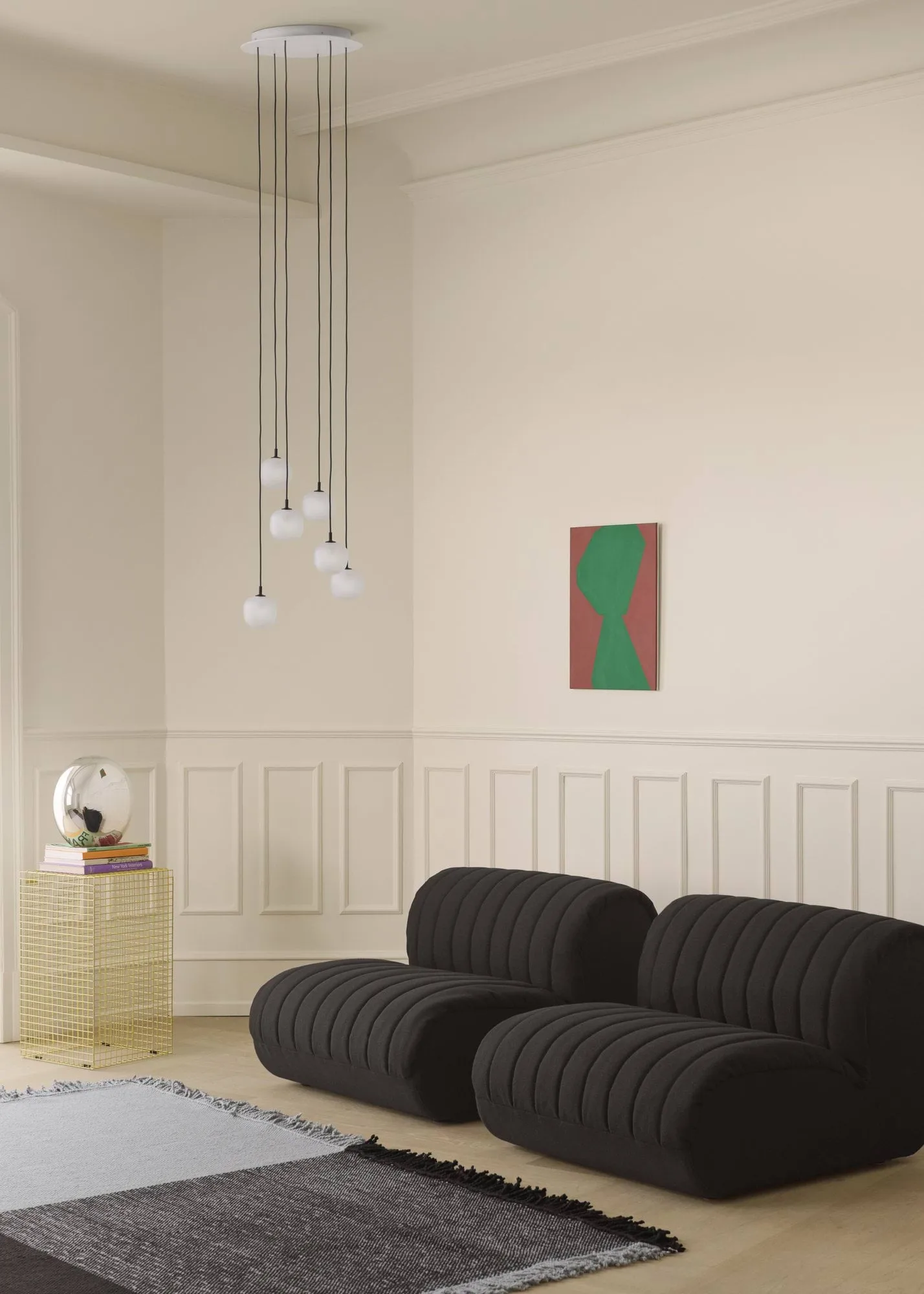 Verso ullteppe, Pale green-warm brown, 258x258 cm Muuto