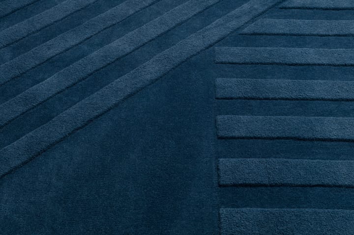 Levels ullteppe stripes blå, 170 x 240 cm NJRD