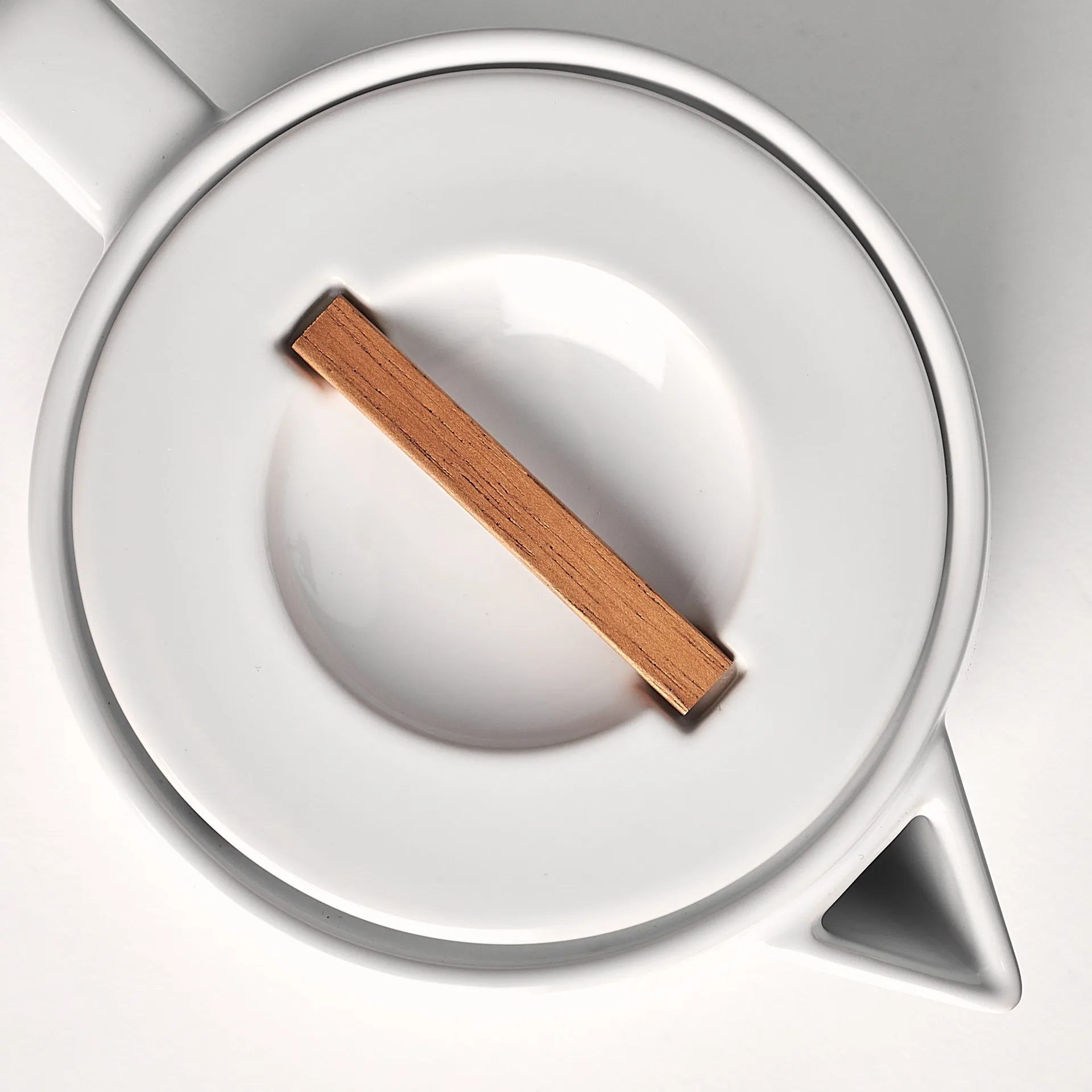 Lines tekanne 1,5 liter, Hvit NJRD