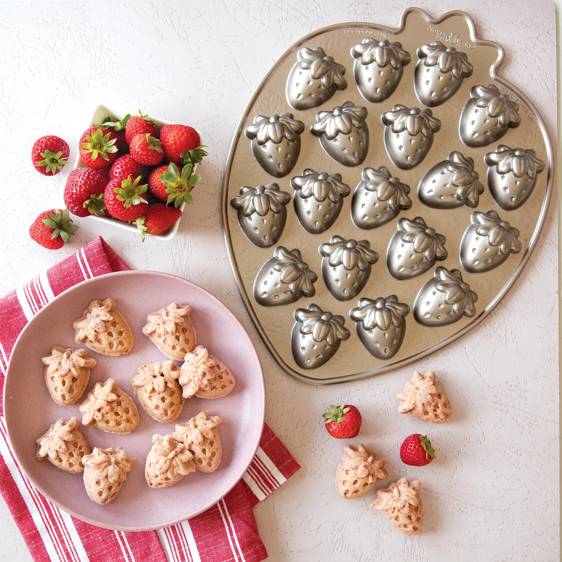 Nordic Ware strawberry bites bakeform, 0,4 l Nordic Ware