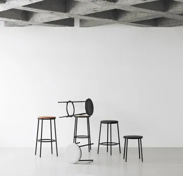 Circa krakk 45 cm - Svart aluminium - Normann Copenhagen