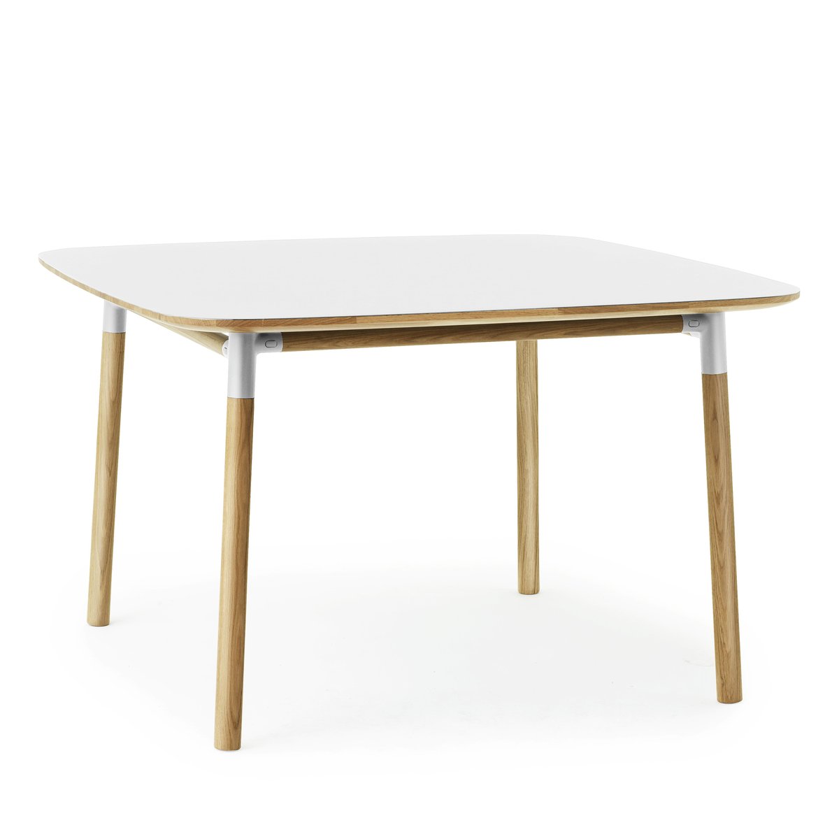 Normann Copenhagen Form bord 120x120 cm hvit