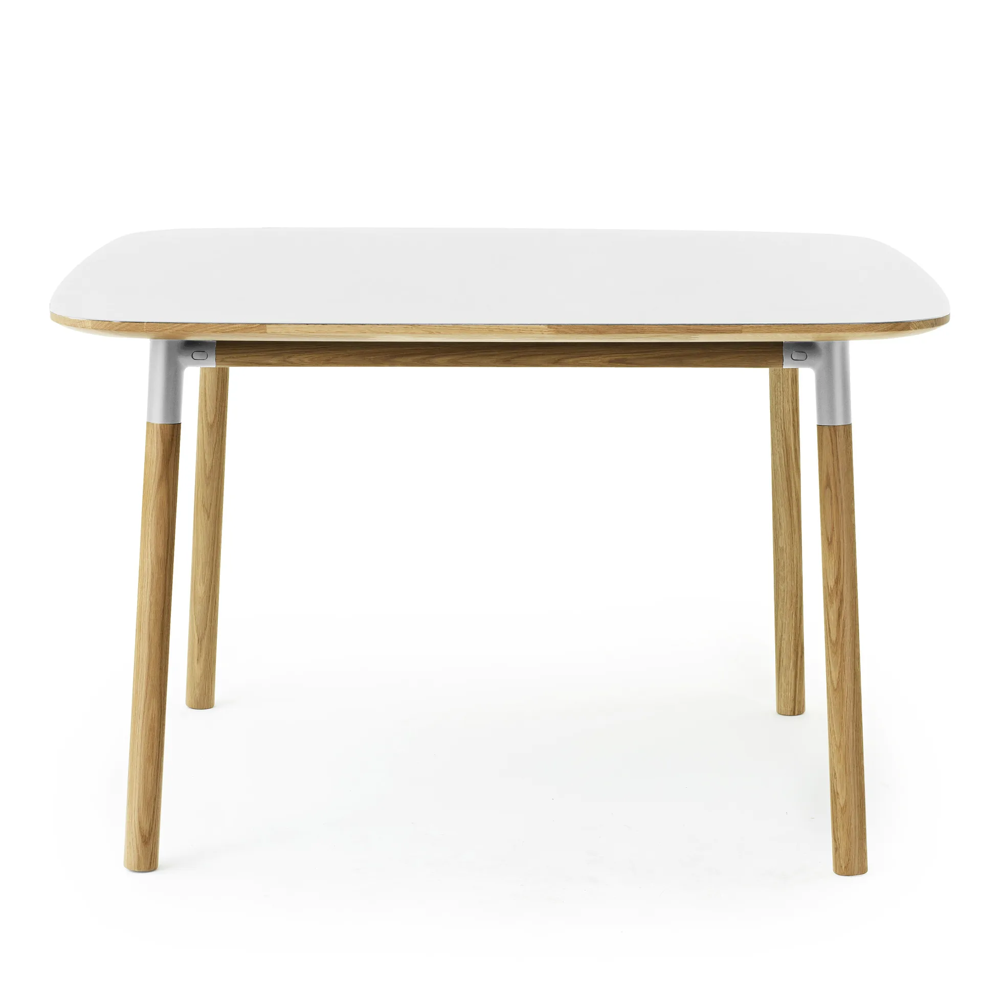 Form bord 120x120 cm, hvit Normann Copenhagen