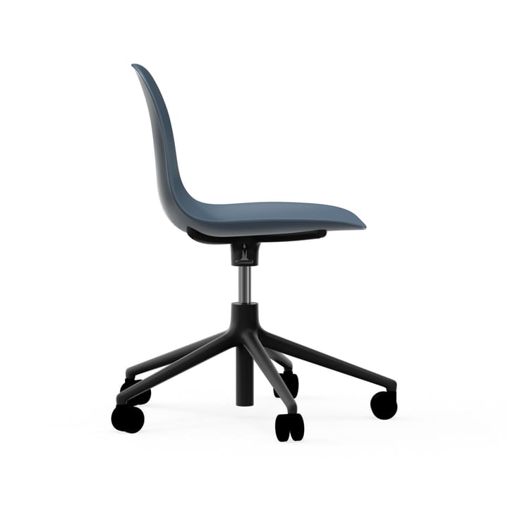 Form chair, dreibar stol, 5W kontorstol, blå, sort aluminium, hjul Normann Copenhagen