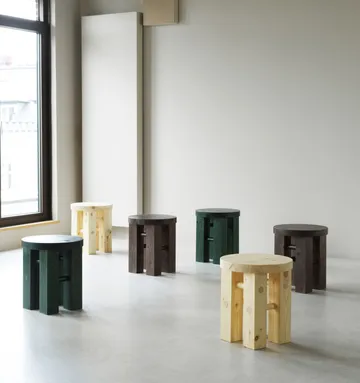 Fyr rund krakk 45 cm - Pine, Ø40x45 cm - Normann Copenhagen
