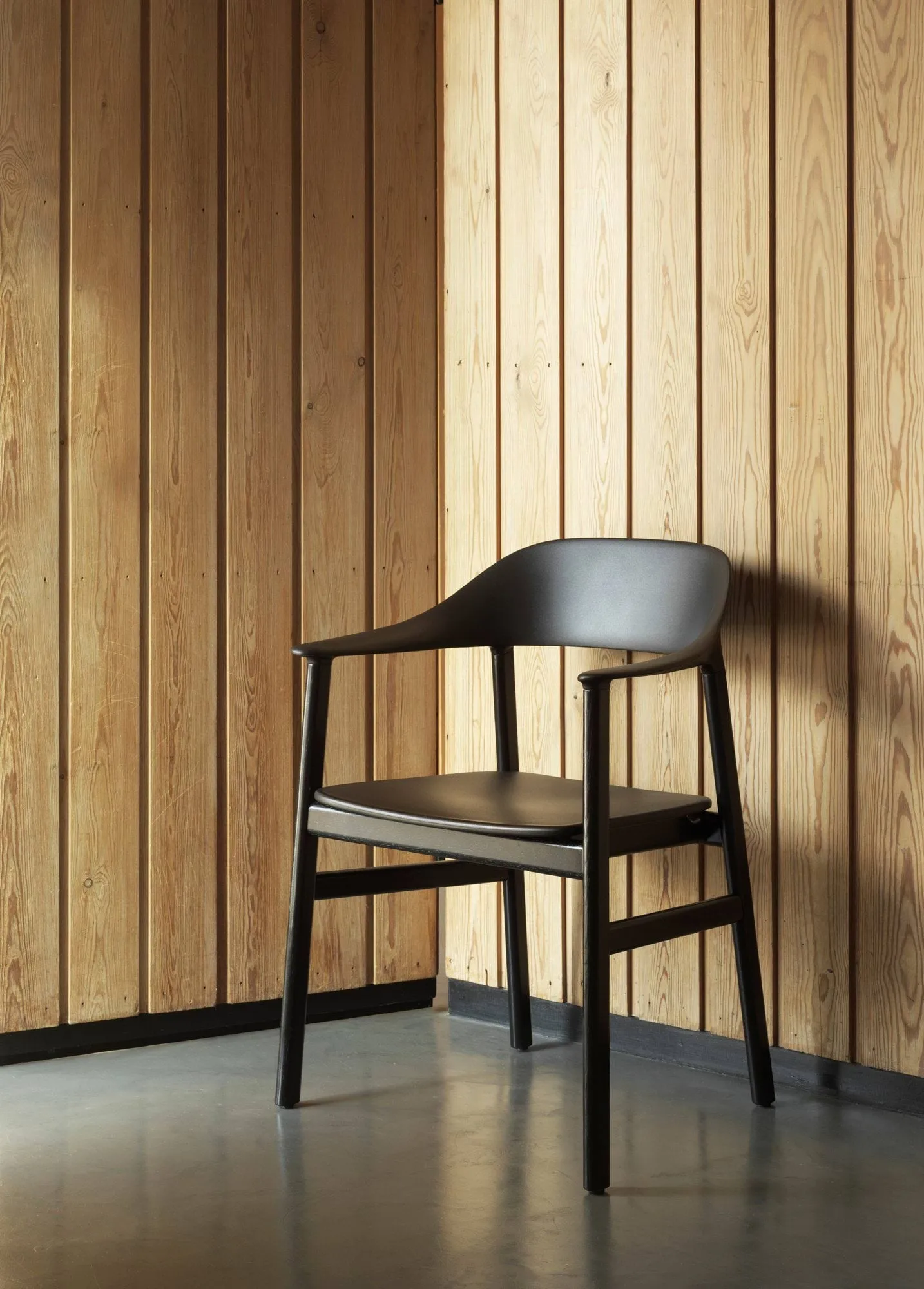 Herit karmstol eik, Dusty Green Normann Copenhagen