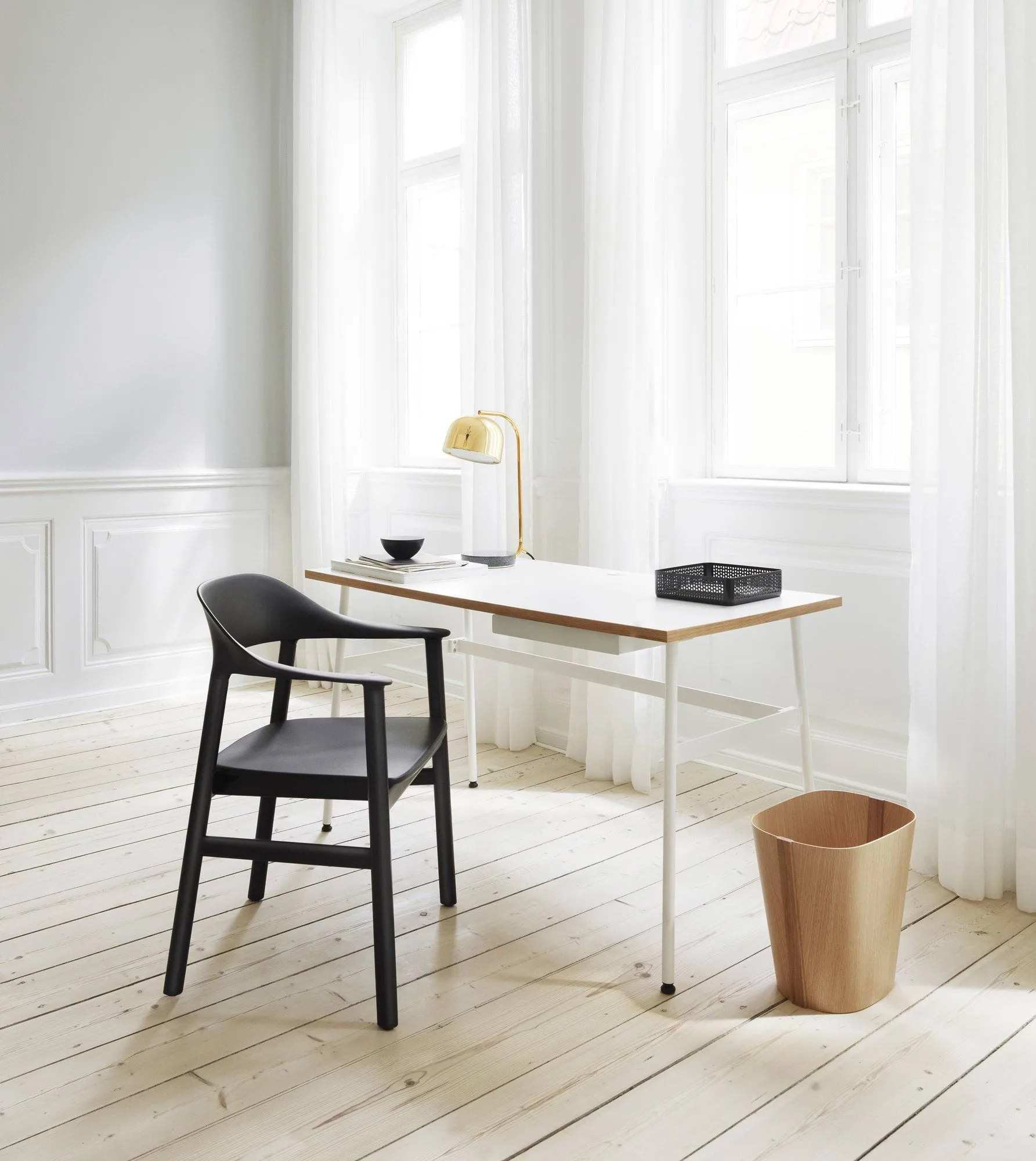 Herit karmstol eik, Dusty Green Normann Copenhagen