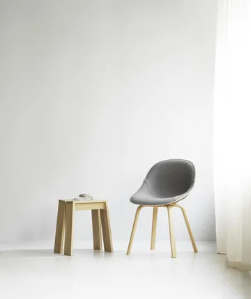 Mat Chair stol  fremsidepolstring - Remix 133-hemp-beech - Normann Copenhagen
