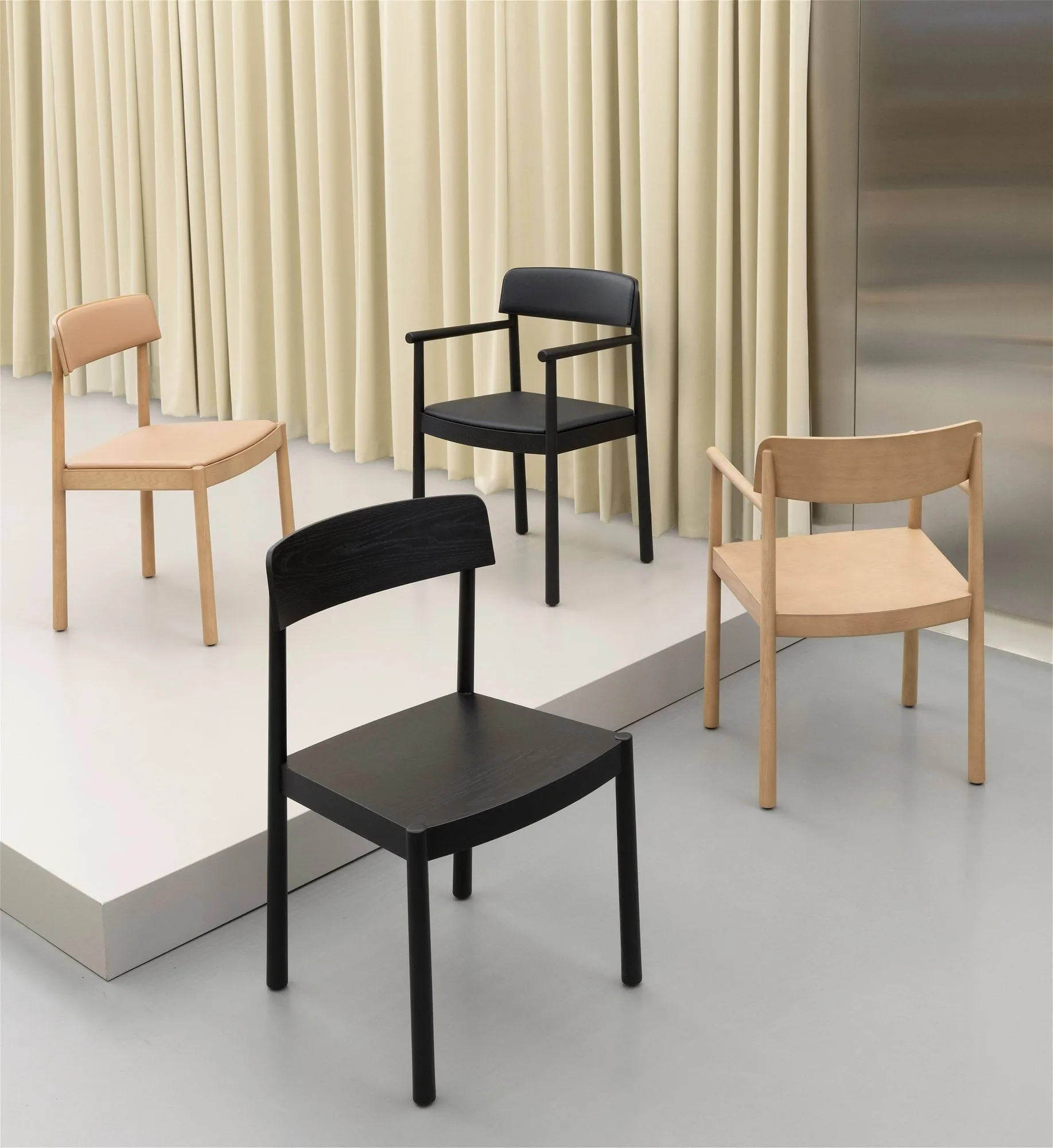 Timb stol med pute, Tan/Ultra Leather – Camel Normann Copenhagen