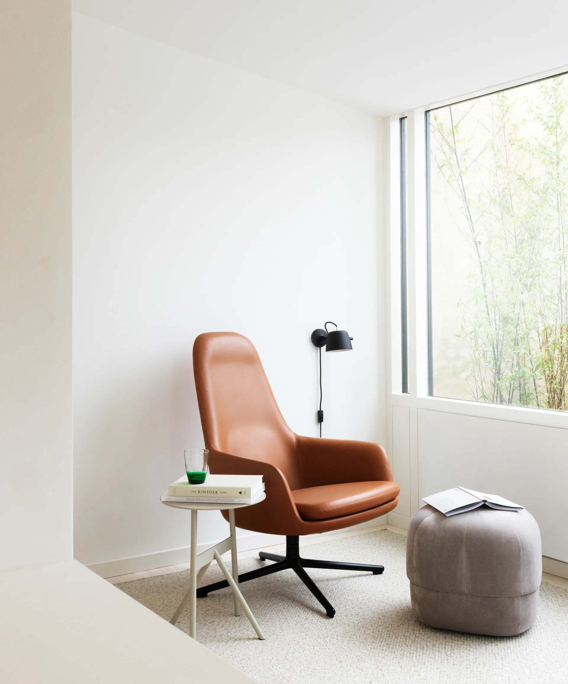 Tub vegglampe, Sort Normann Copenhagen