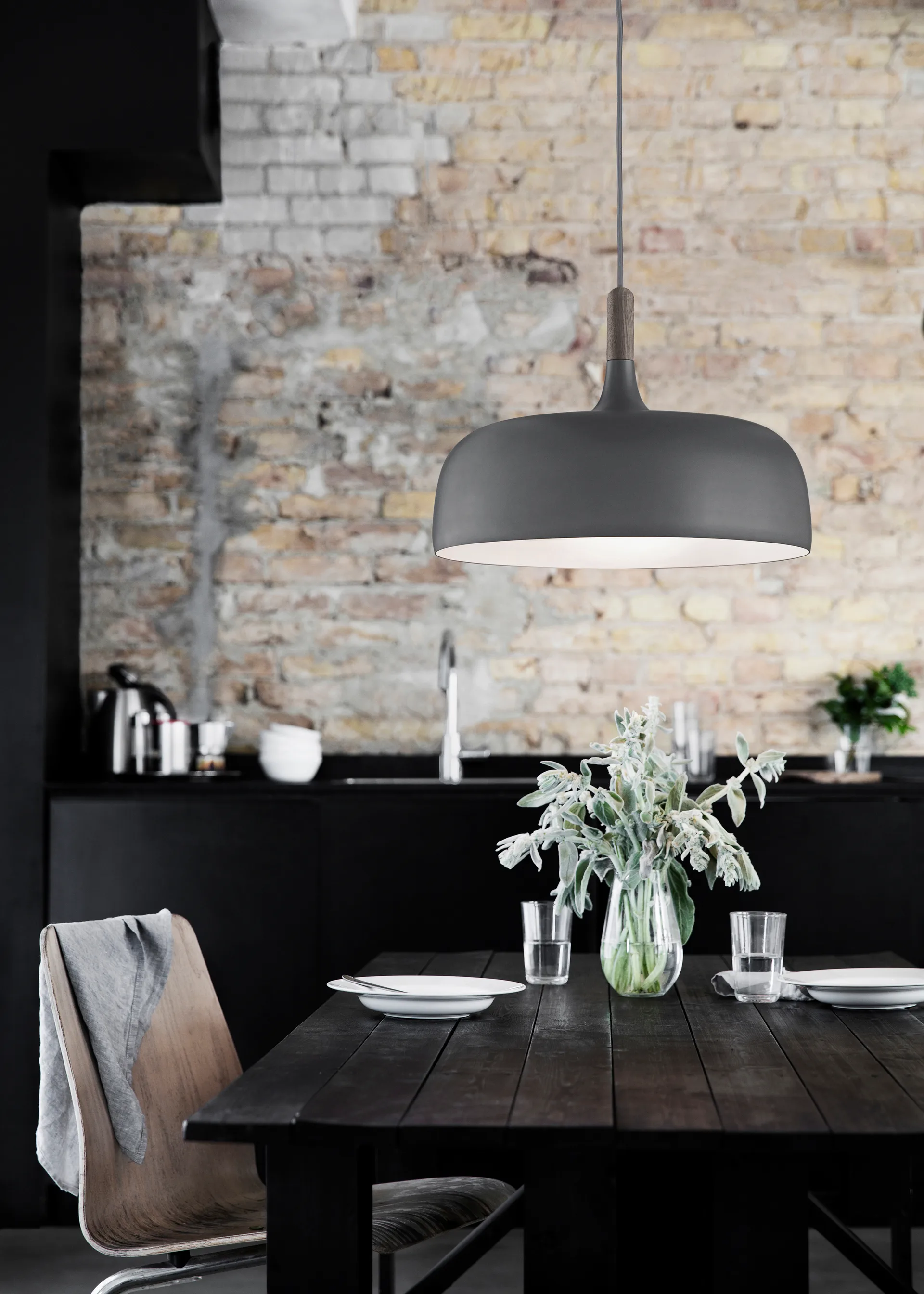 Acorn taklampe, Matt grå Northern