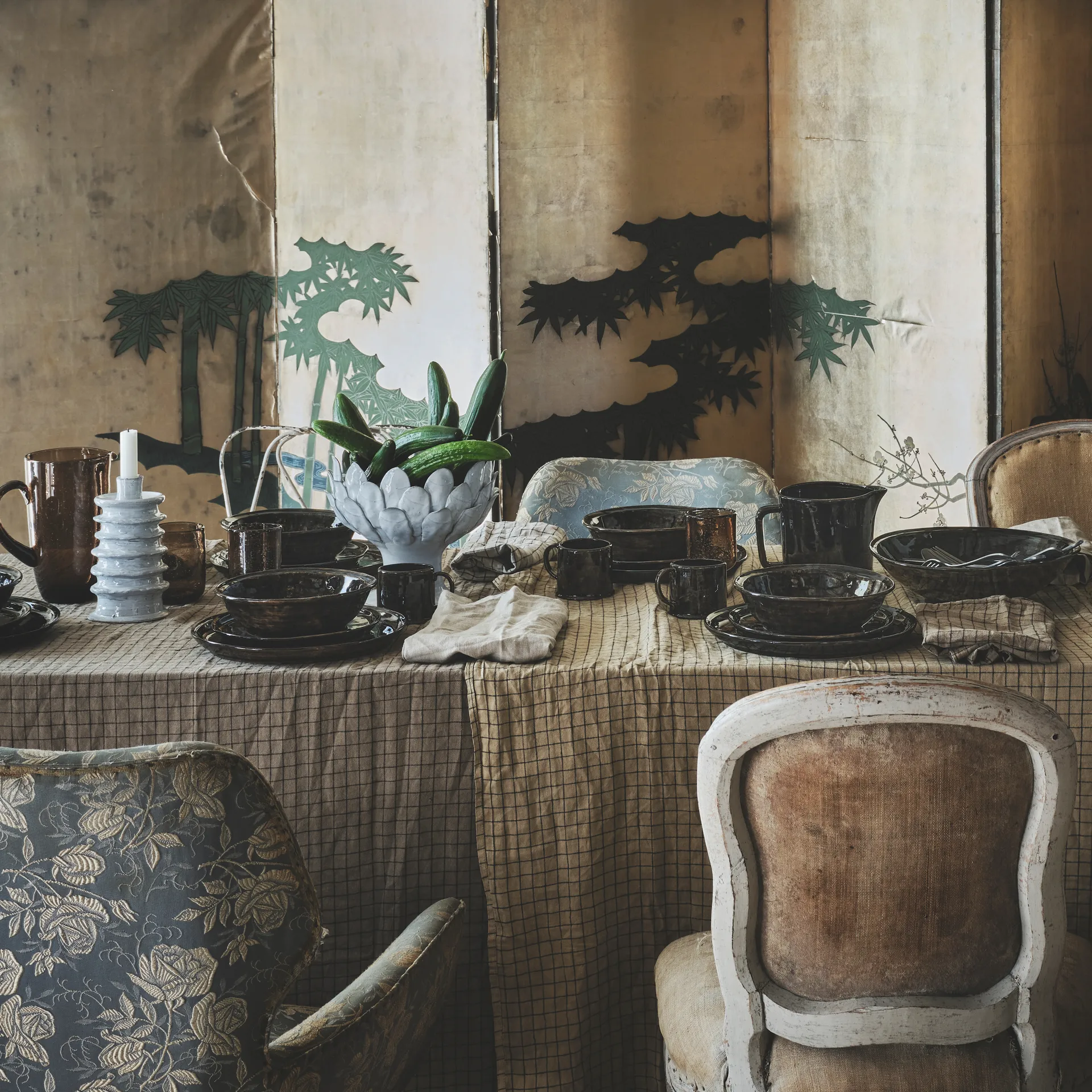 Yuki salatskål, Brun-svart Olsson & Jensen