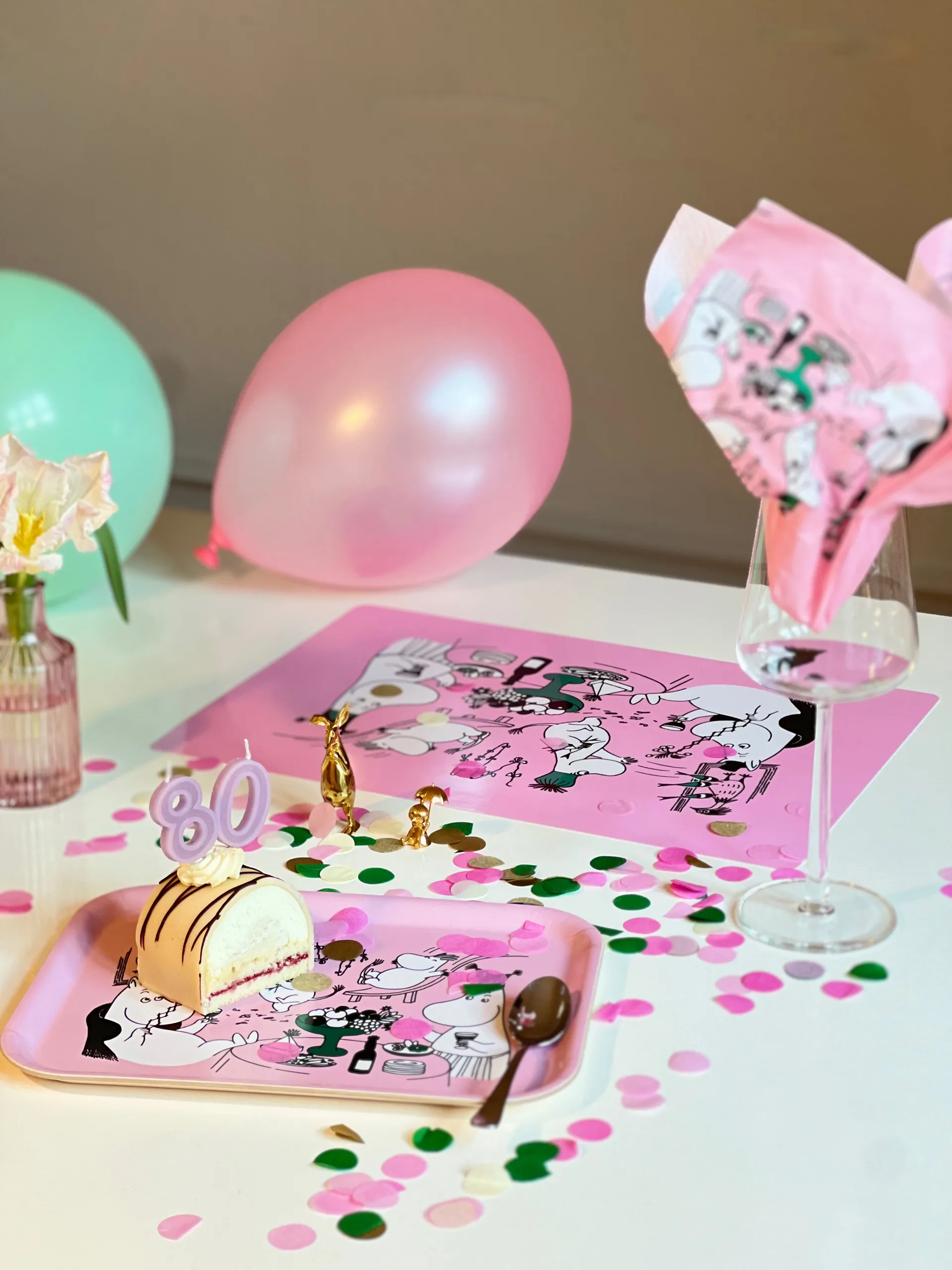 Moomin 80 brett 20x27 cm, Rosa Opto Design