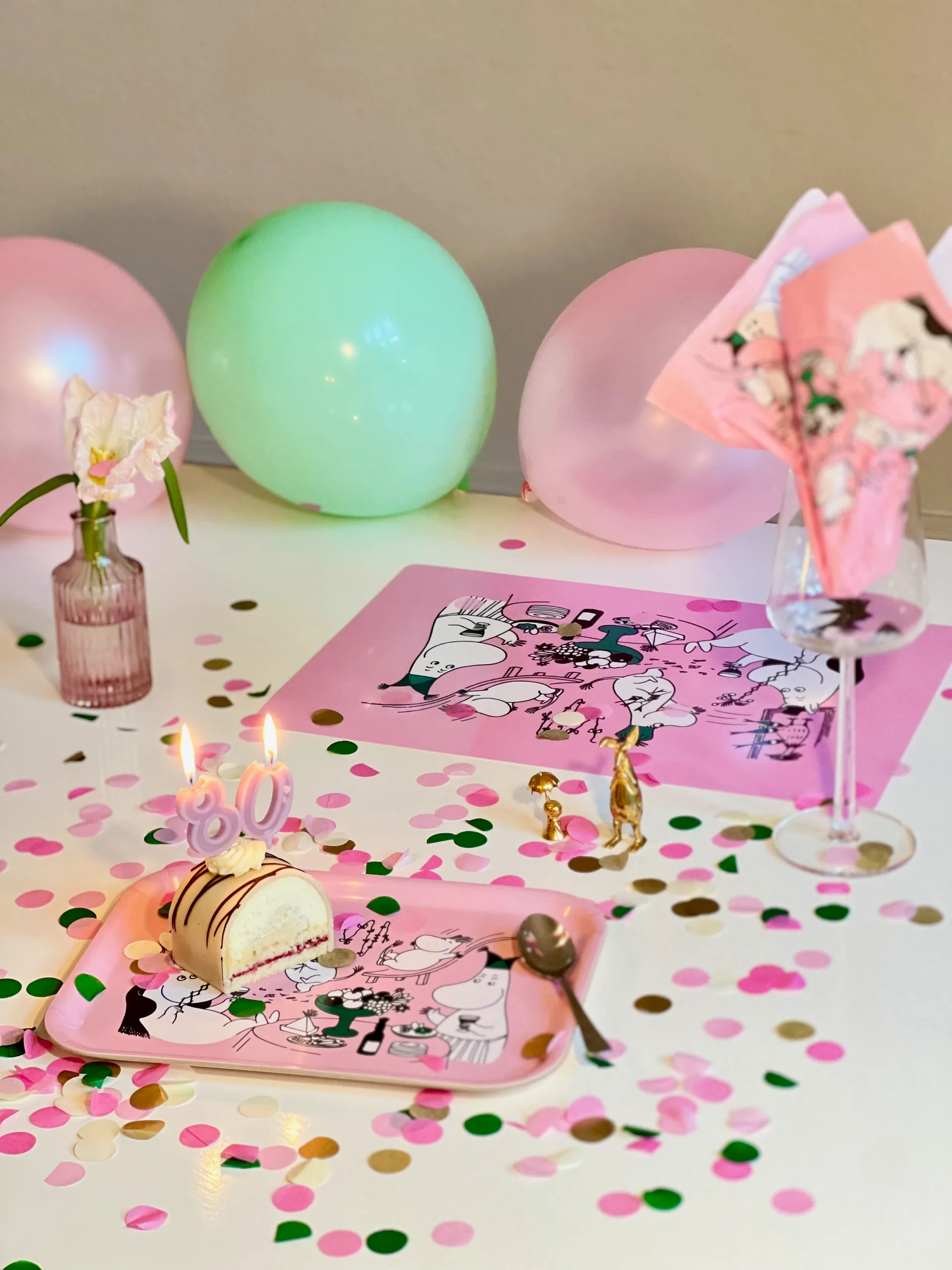 Moomin 80 brett 20x27 cm, Rosa Opto Design