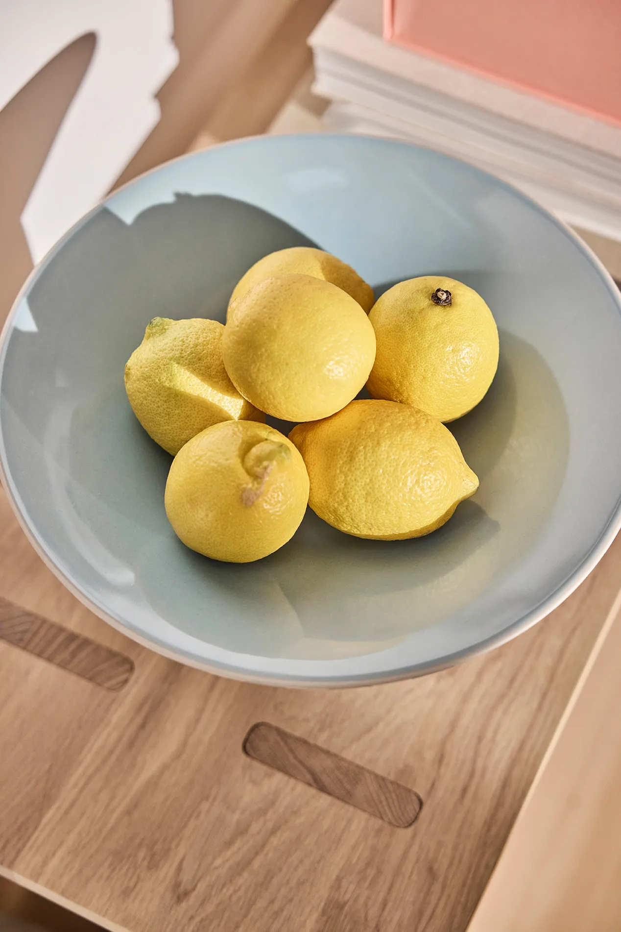 Toppu centerpiece høy Ø30x17 cm, Clay-Ice blue OYOY