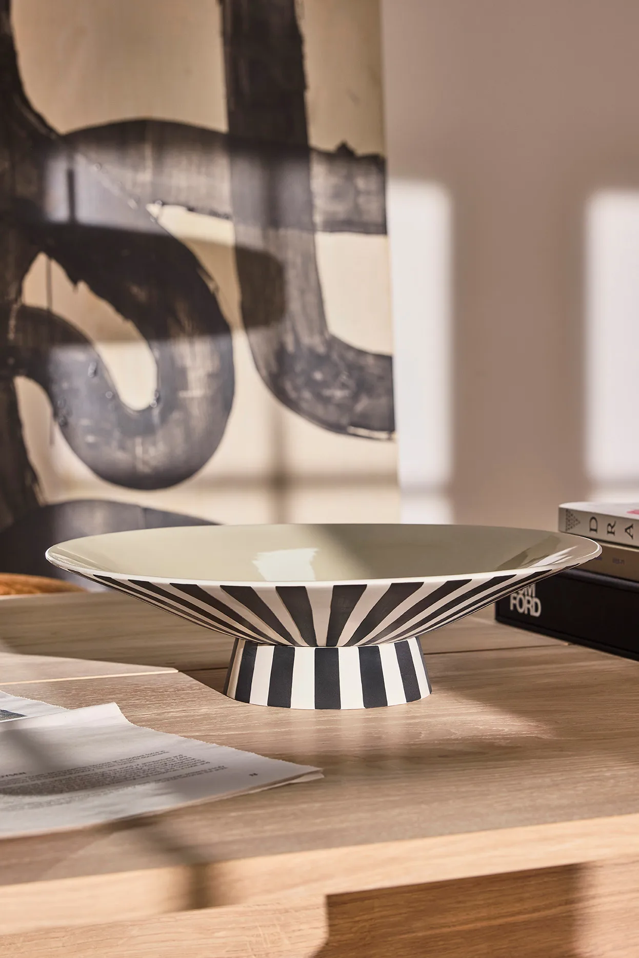 Toppu centerpiece lav Ø39x10,5 cm, Vanilla-black-white OYOY