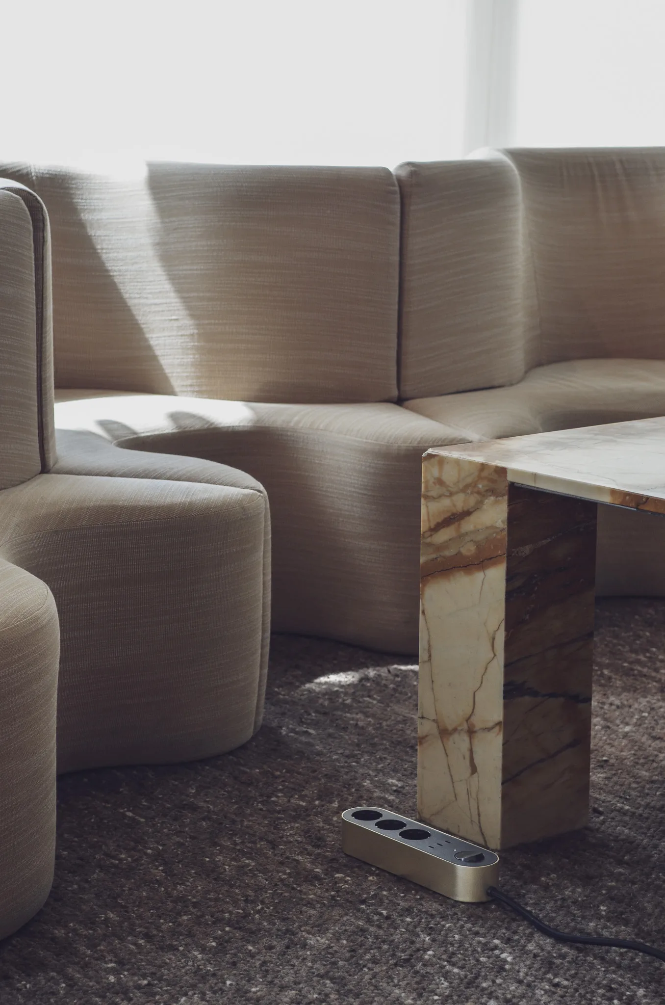 Edgar Power Bar grenuttak, Satin brass palett3