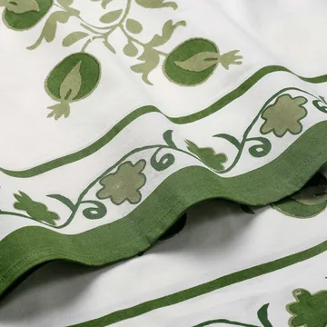 Suzani duk - Green, 250x150 cm - Pick a Poppy