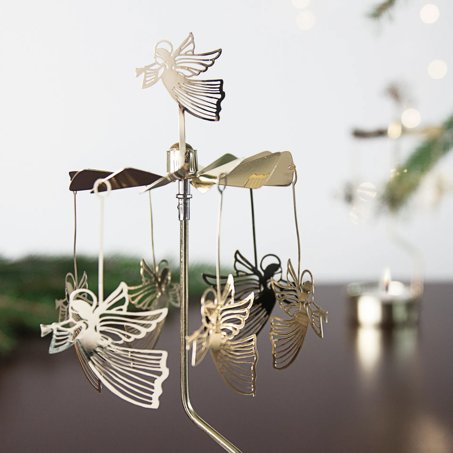 Änglaspel flyvende engel, Gull Pluto Design