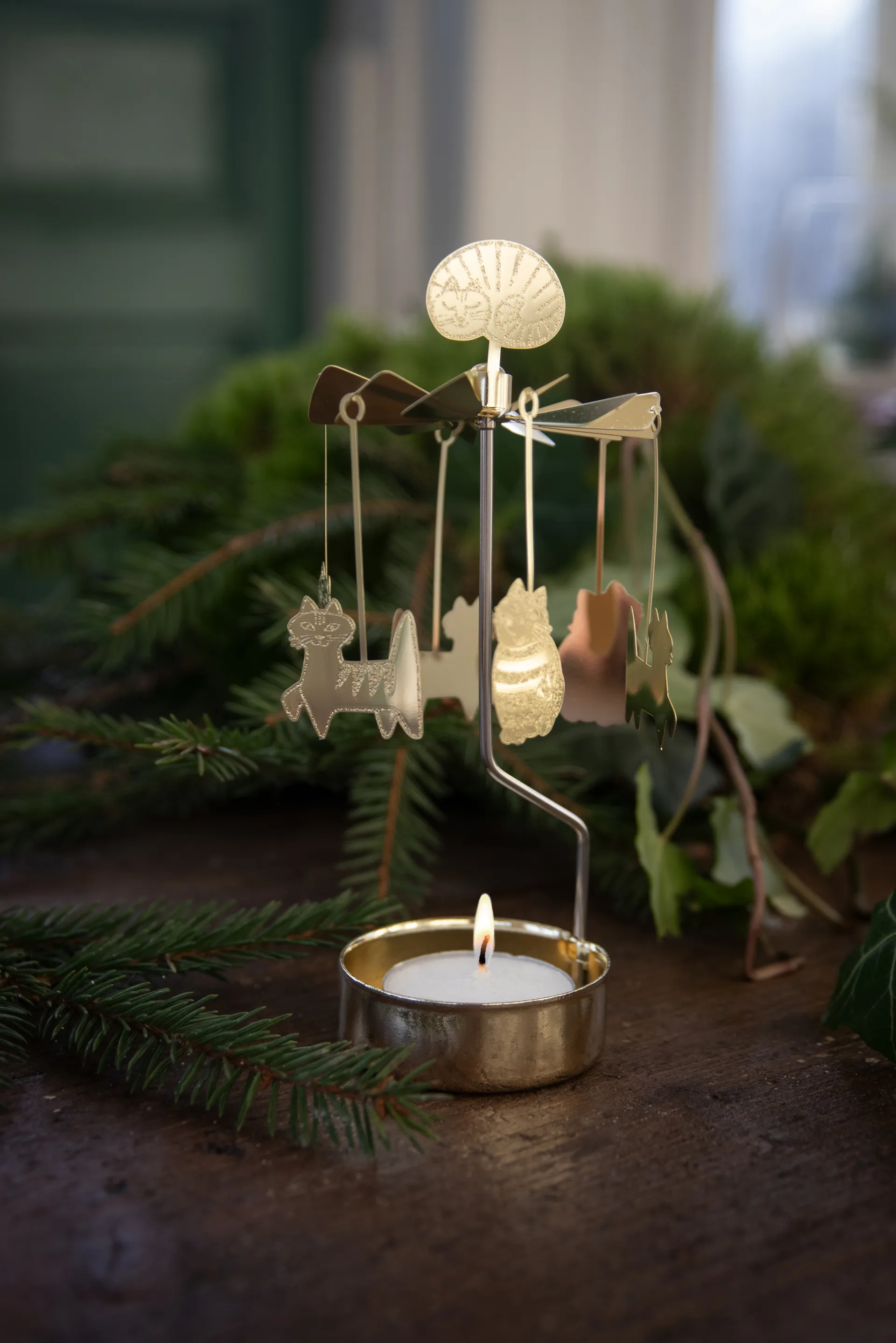 Lisa Larson katter englespill, Gull Pluto Design