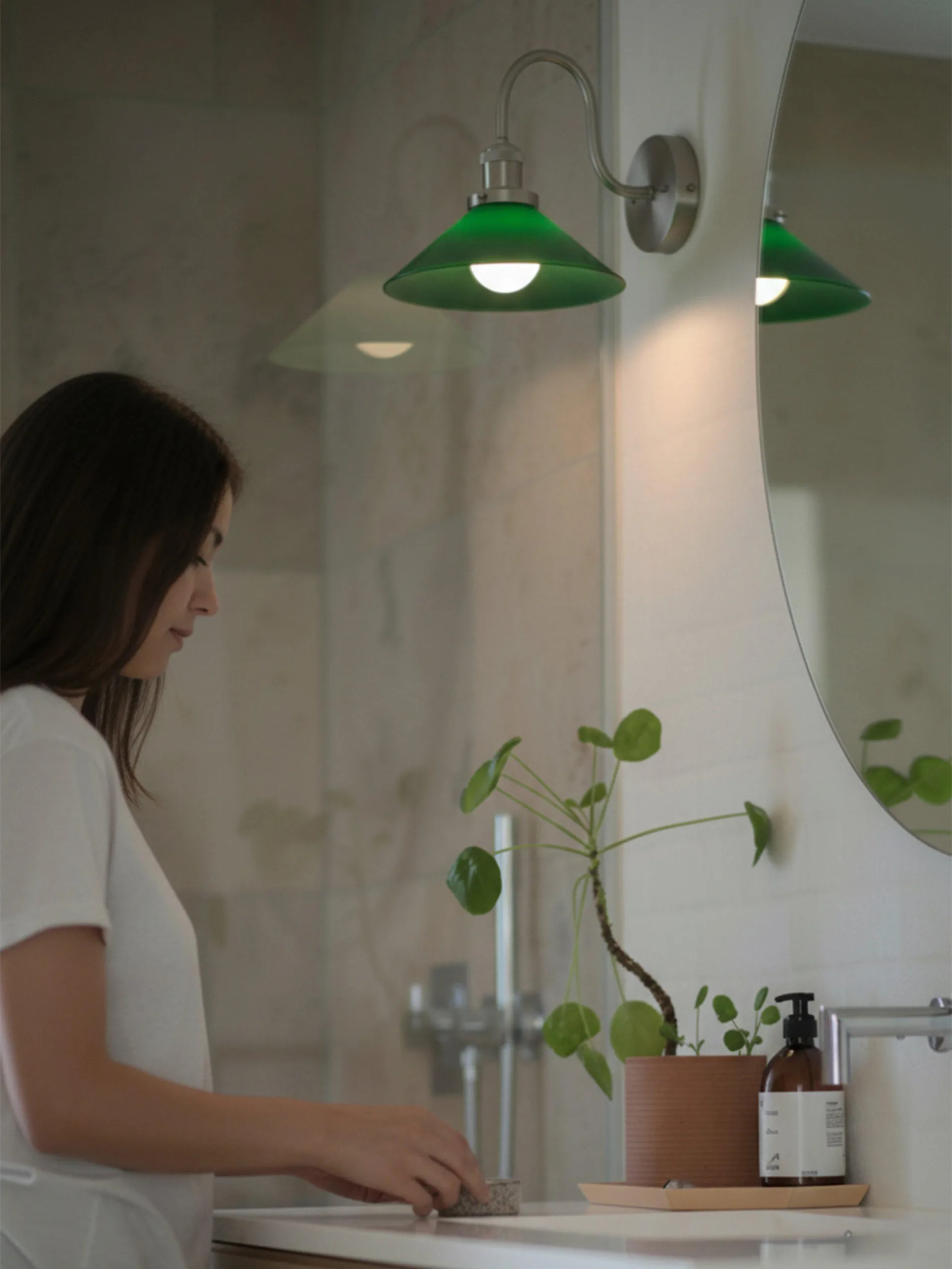 August vegglampe, Grønn-krom PR Home